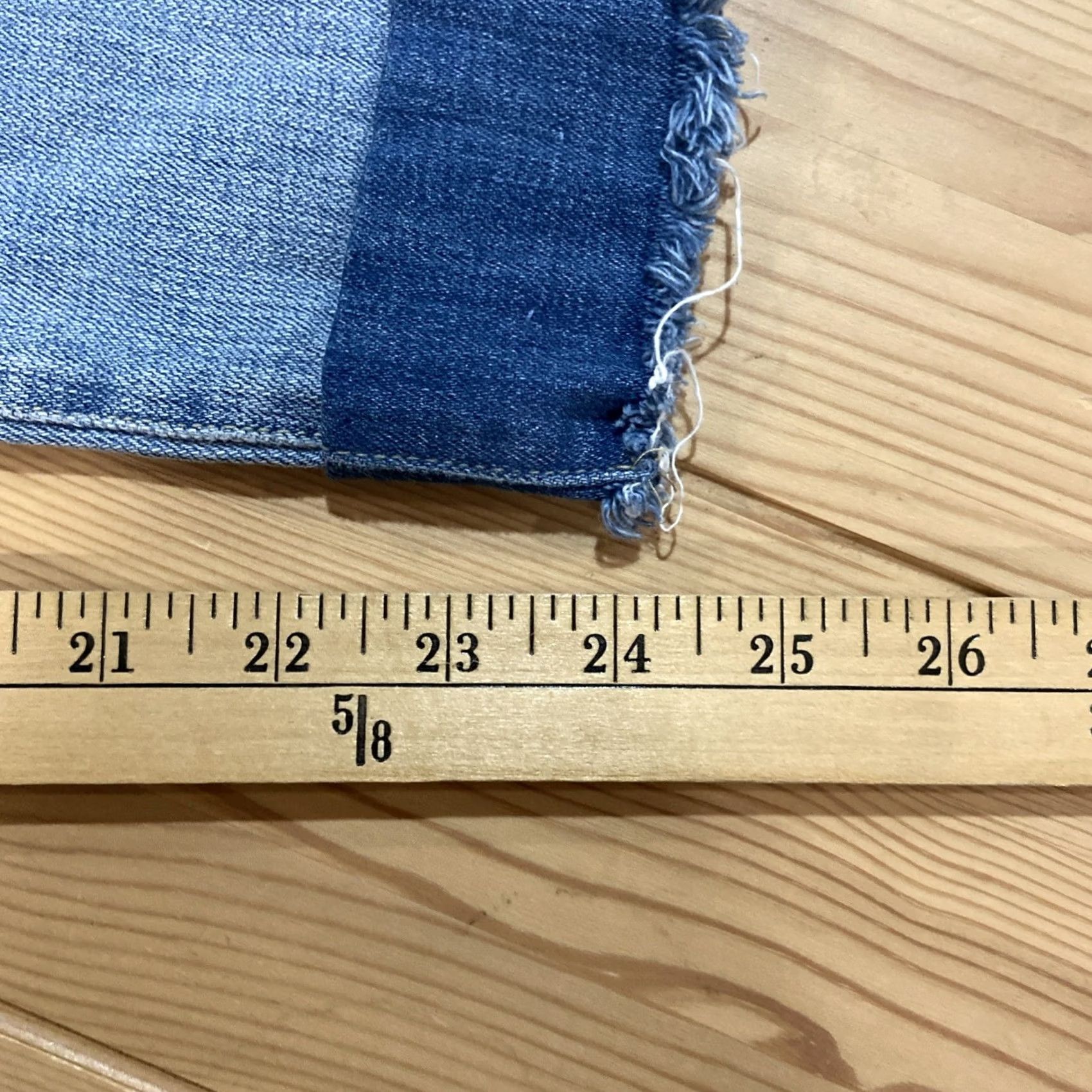 Vintage Pilcro And The Letterpress EM Jeans 28 Blue Denim Distressed Raw Hem Women Jeans Regular 28in Inseam Bohemian City Preppy Size 28" / US 6 / IT 42 - 6 Thumbnail