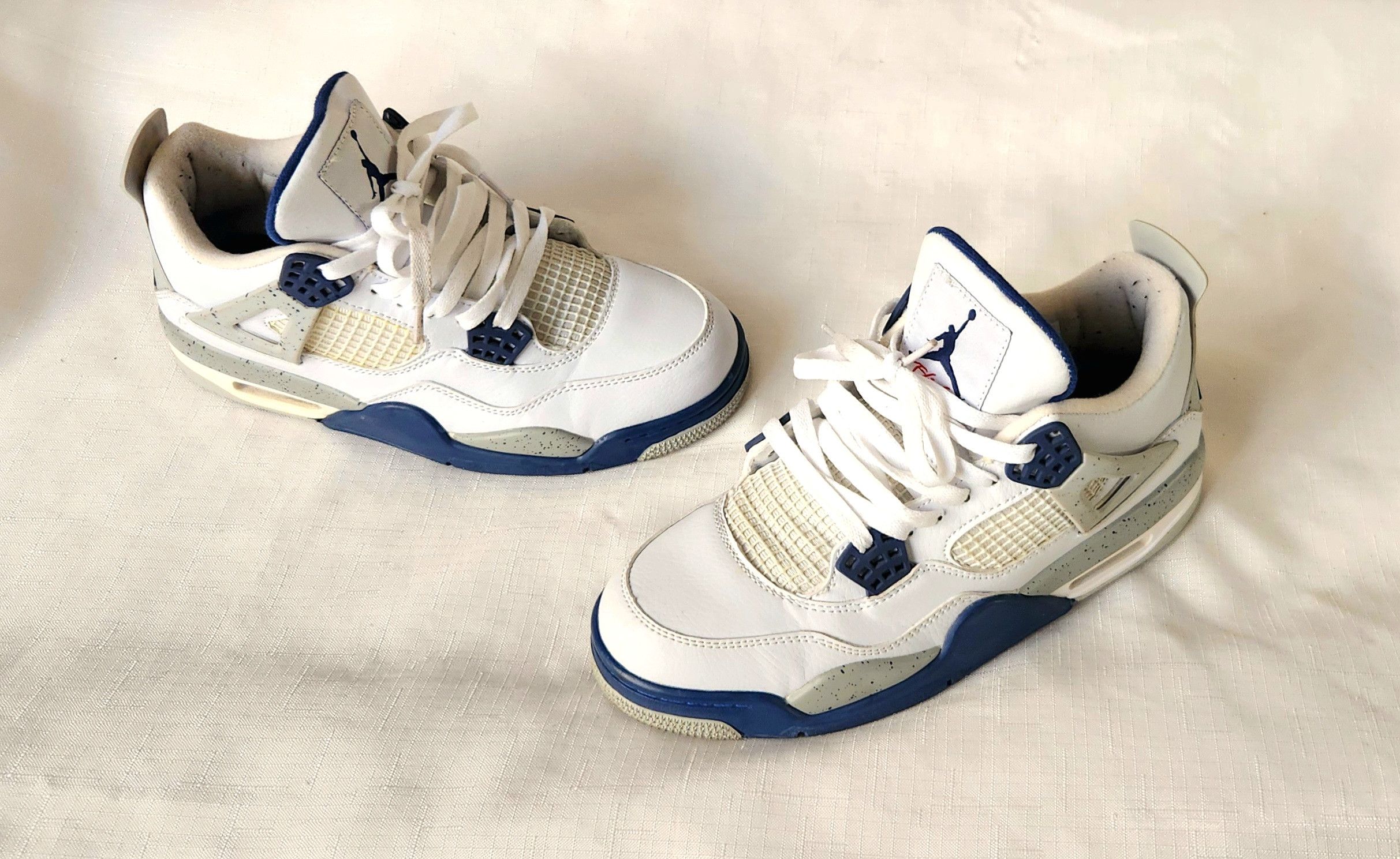 Jordan Brand × Nike Nike Air Jordan 4 Retro 8 White Midnight Navy Grey DH6927140 Size US 8 / EU 41 - 1 Thumbnail