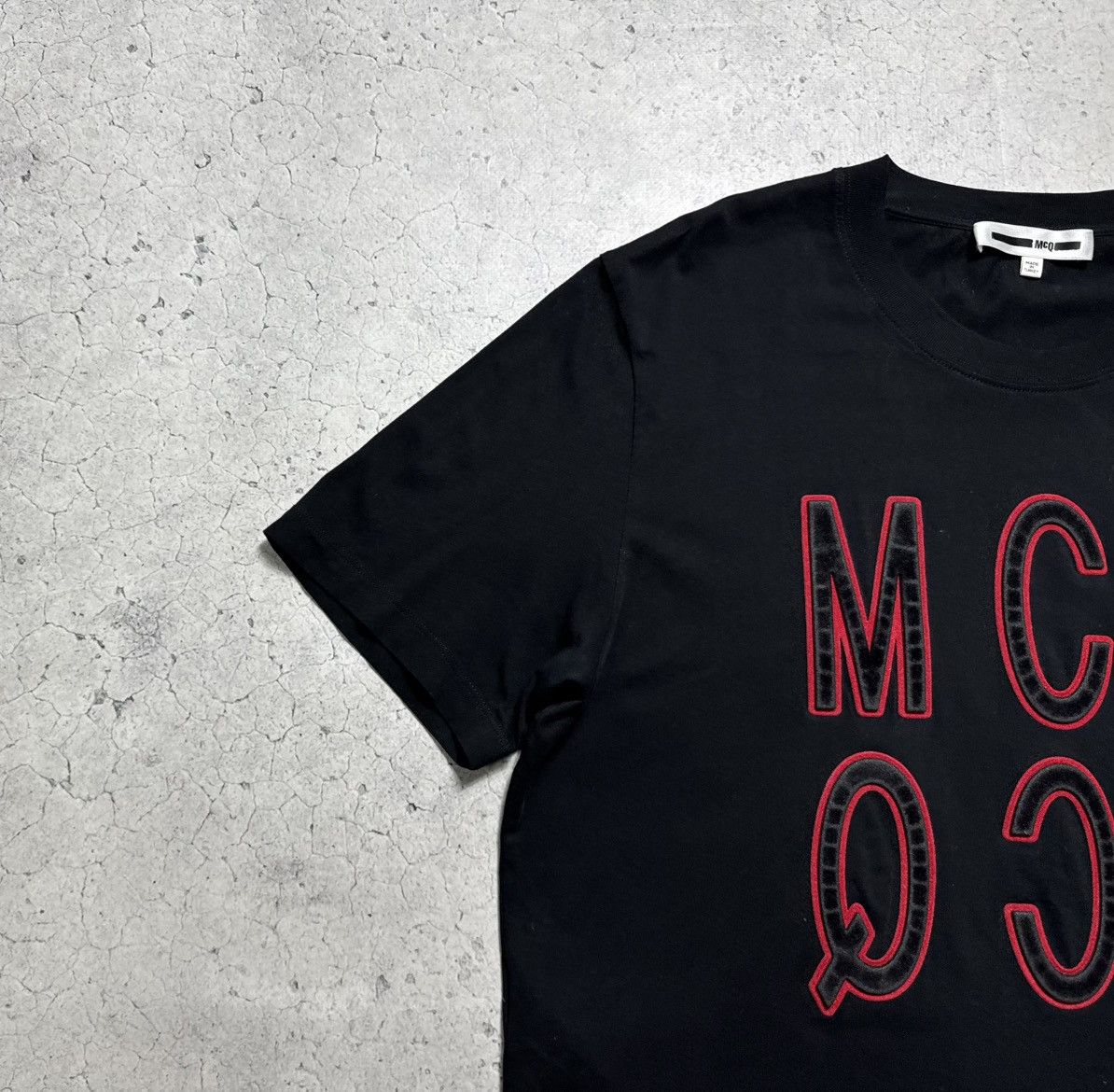 Alexander McQueen Alexander Mcqueen MCQ Vintage Luxury T-Shirt Big Logo Size US XXL / EU 58 / 5 - 3 Thumbnail
