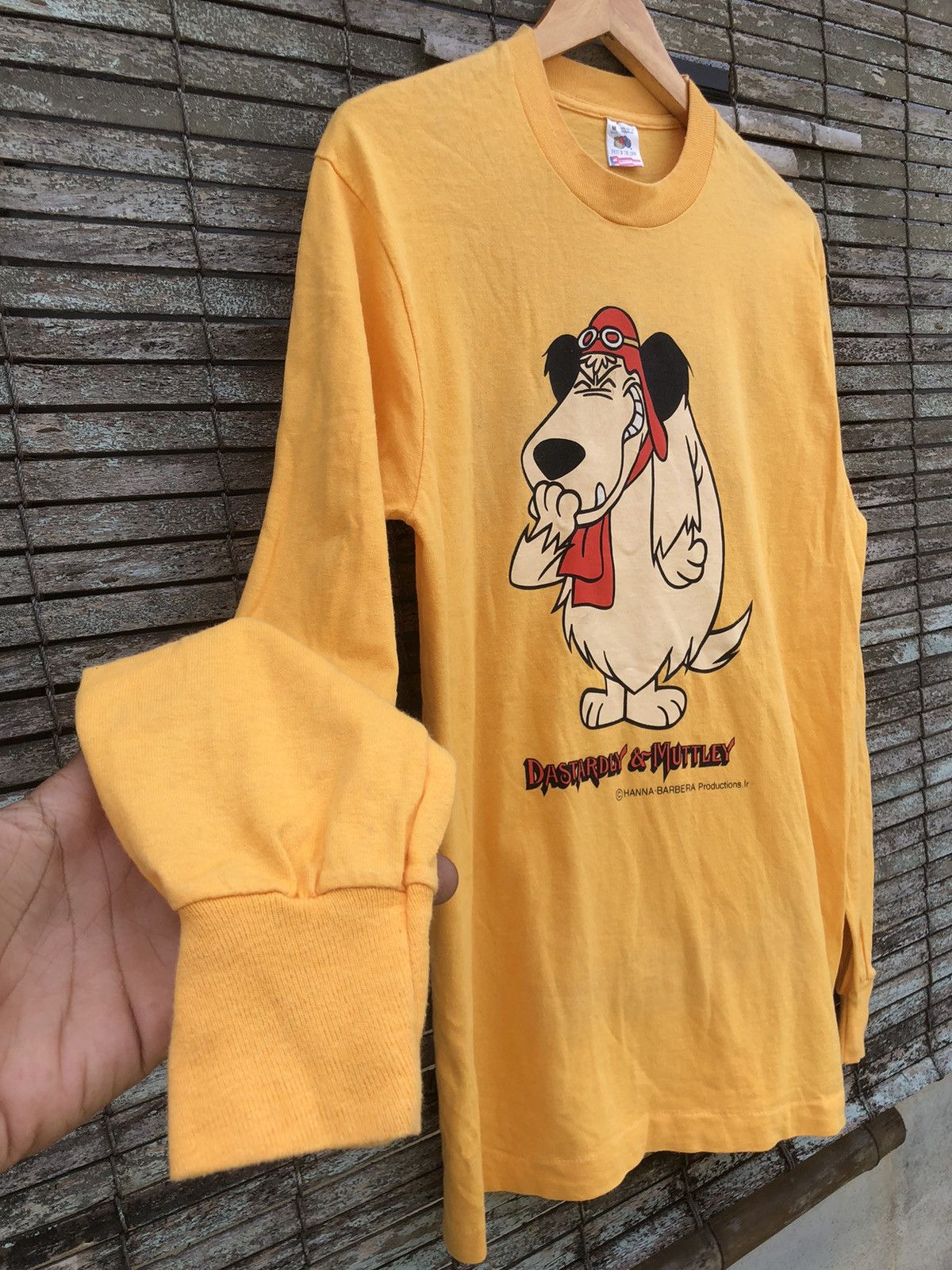Vintage Vintage 70s Dastardly & Muttley Cartoon Longsleeve Shirt Size US M / EU 48-50 / 2 - 9 Thumbnail