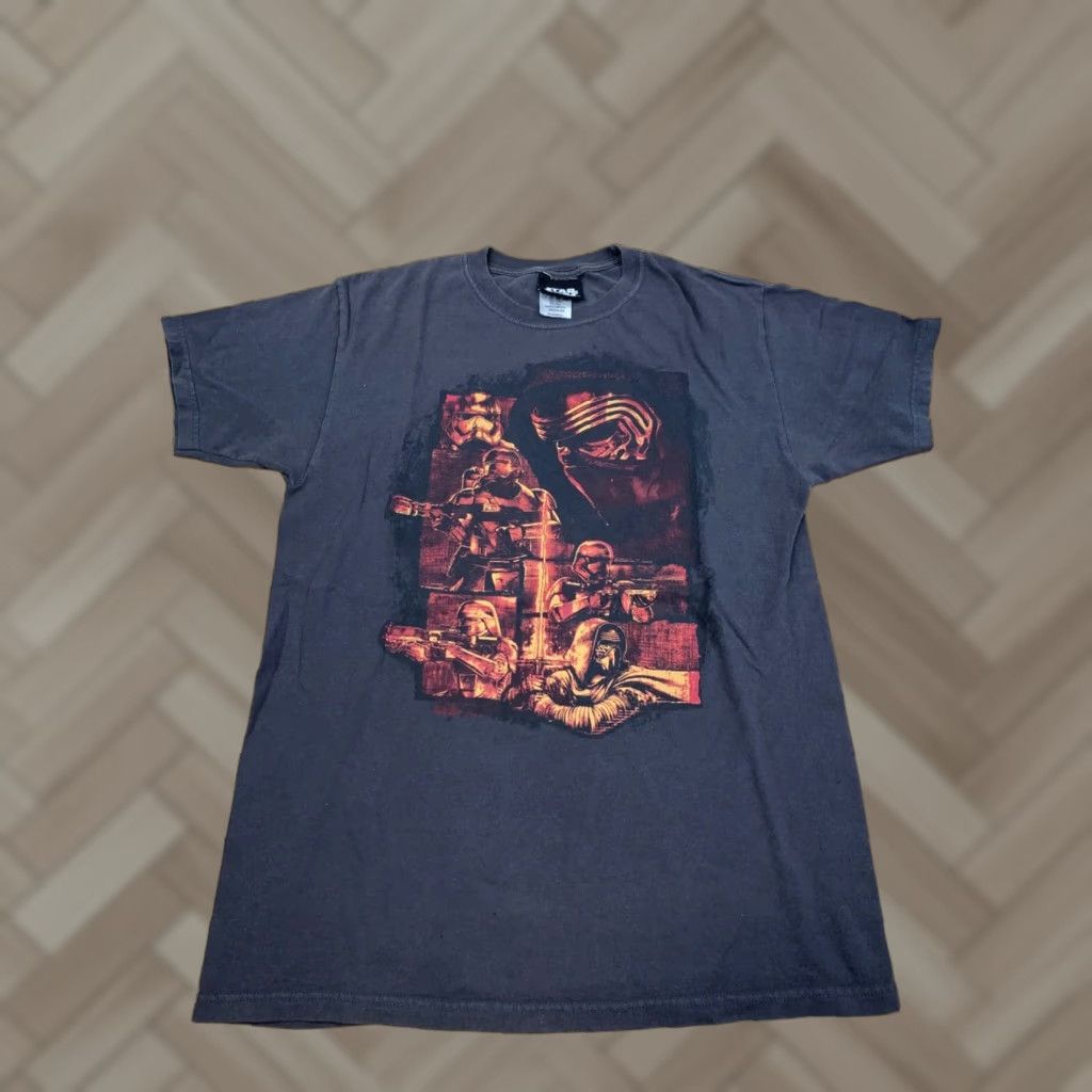 Star Wars Star Wars Star Wars Stromtrooper Graphic T Shirt Mens M Black Red Graphic Print Short Sleeve T-Shirt, Star Wars, Mens, M, Black, Red Size US M / EU 48-50 / 2 - 1 Thumbnail