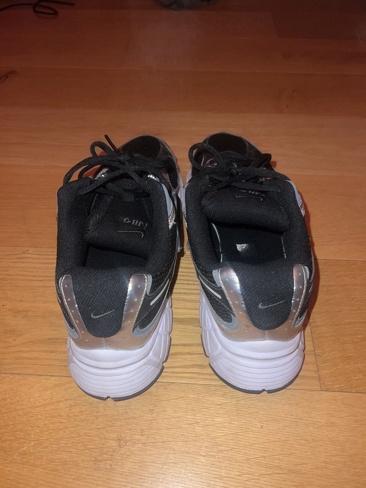 Nike Nike V5 rnr Size US 10 / EU 43 - 5 Thumbnail