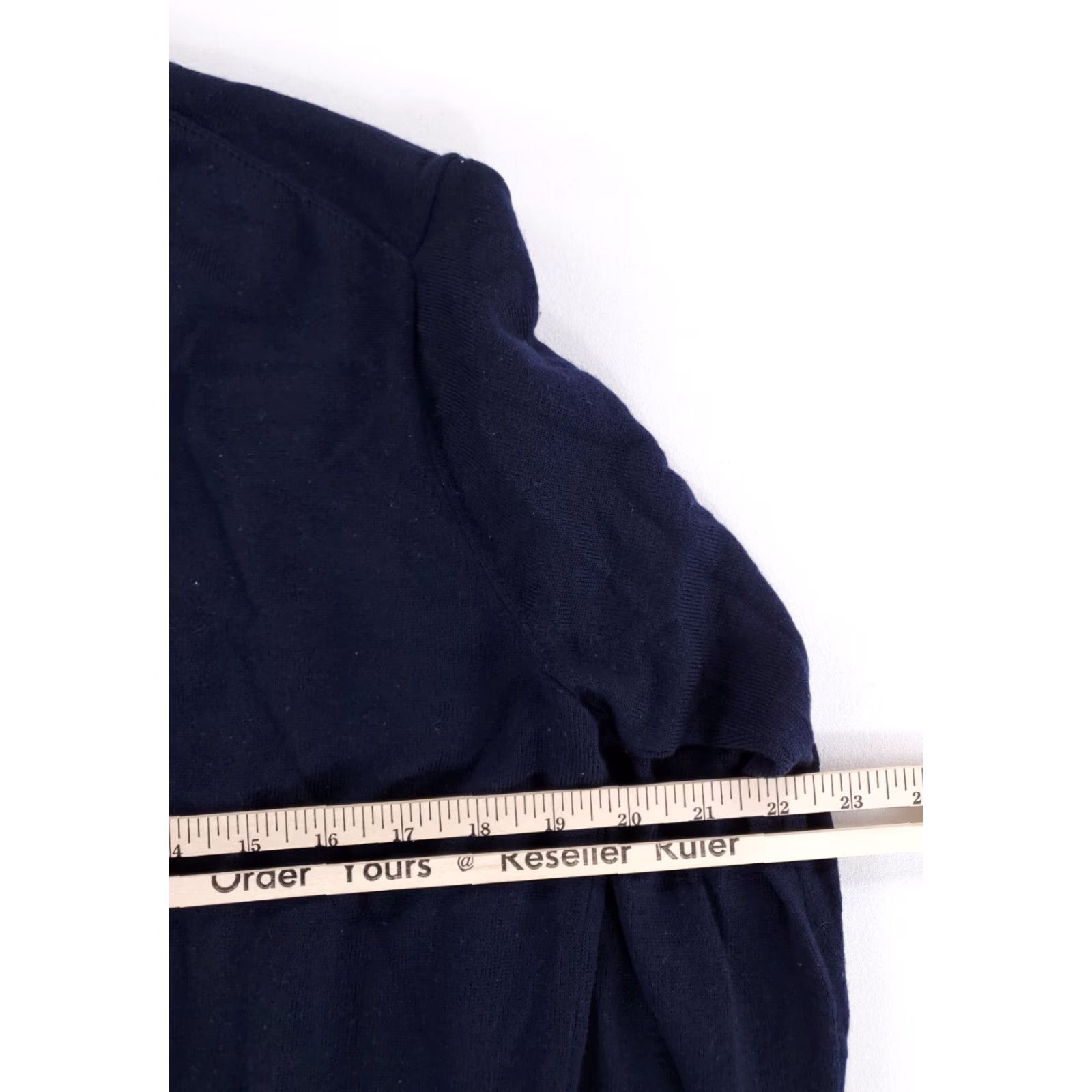 Peter Millar Peter Millar Crown Soft 85 Merino 15 Silk Crew Neck Sweater Black Mens M Shirt/ Sweater (adjusted to one word category) Size US M / EU 48-50 / 2 - 4 Thumbnail