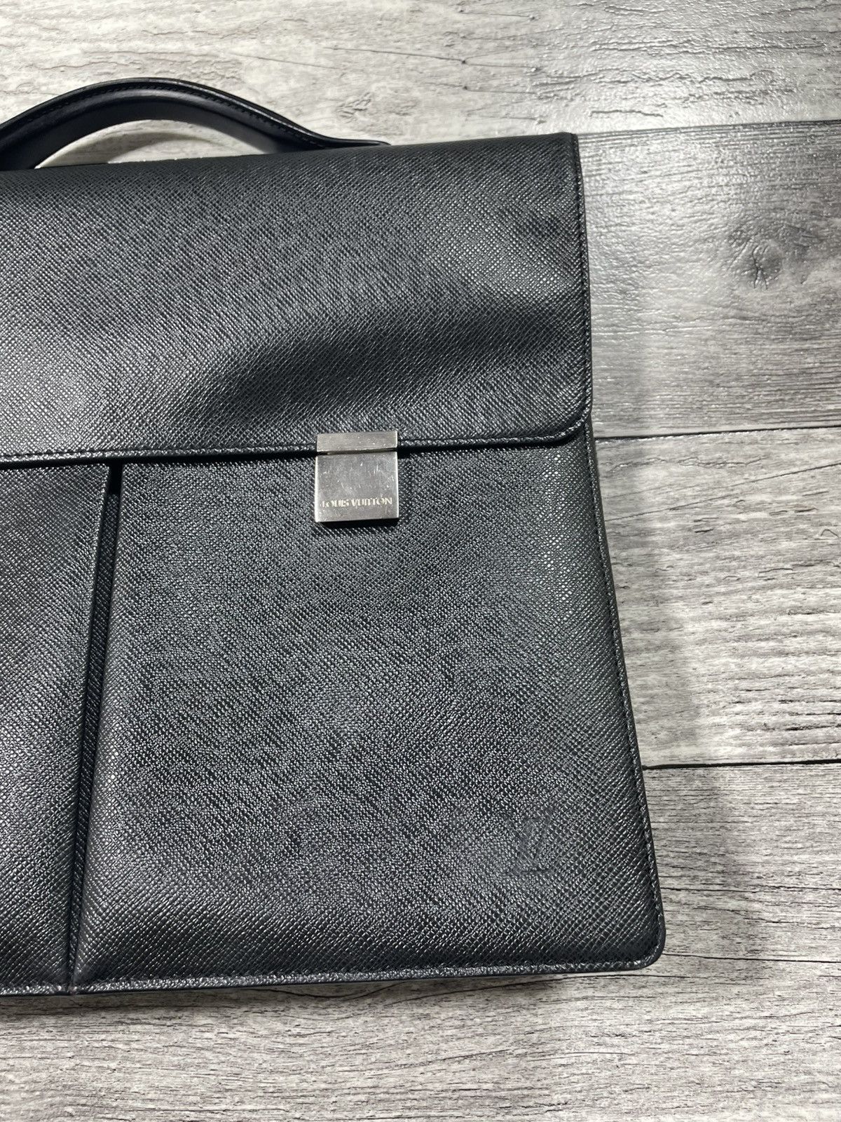 Louis Vuitton Vintage Louis Vuitton LV Black Taiga Leather Tobar Briefcase Size ONE SIZE - 17 Thumbnail