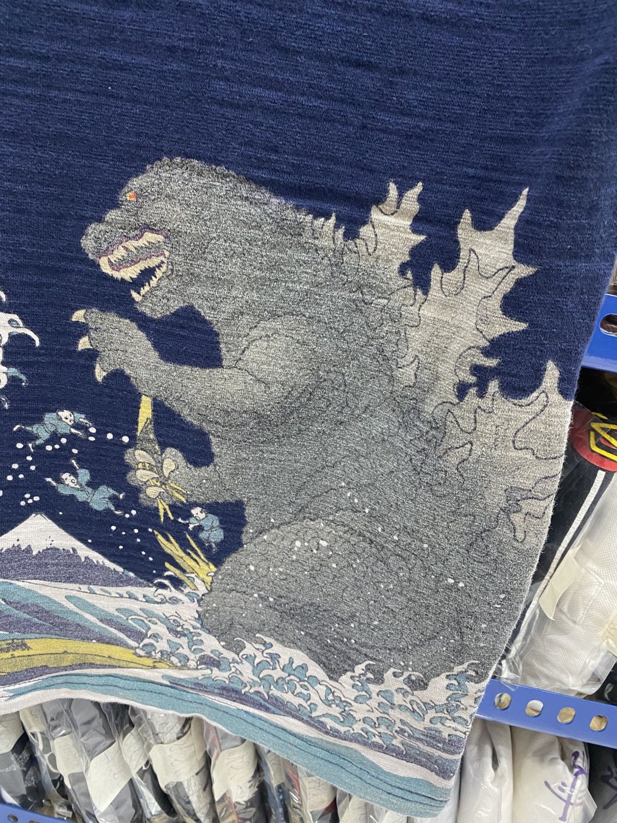 Japanese Brand GODZILLA TSHIRT Size US M / EU 48-50 / 2 - 9 Thumbnail