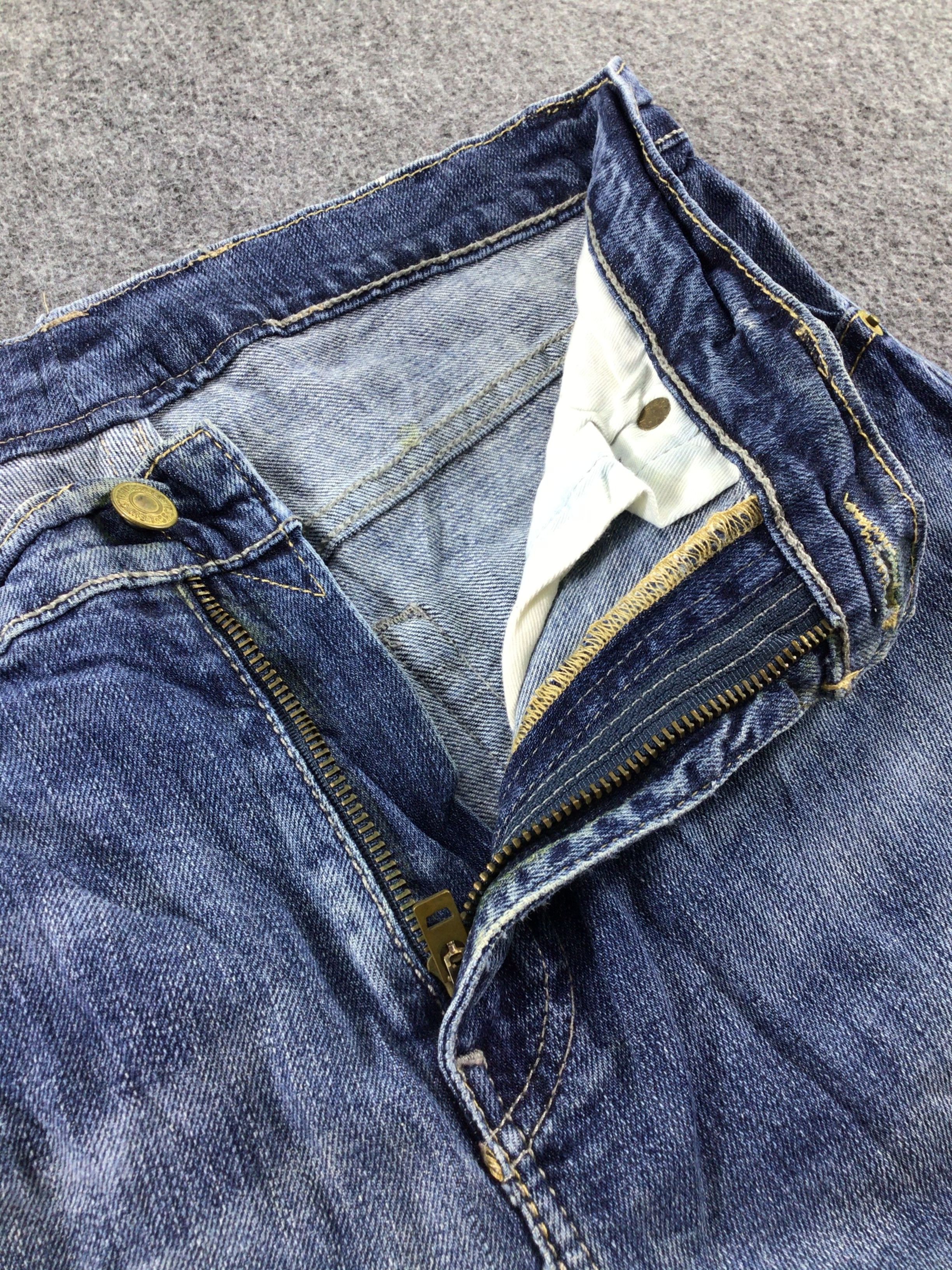 Levi's Vintage Levis 513 Jeans Faded Blue -J489 Size US 31 - 7 Thumbnail