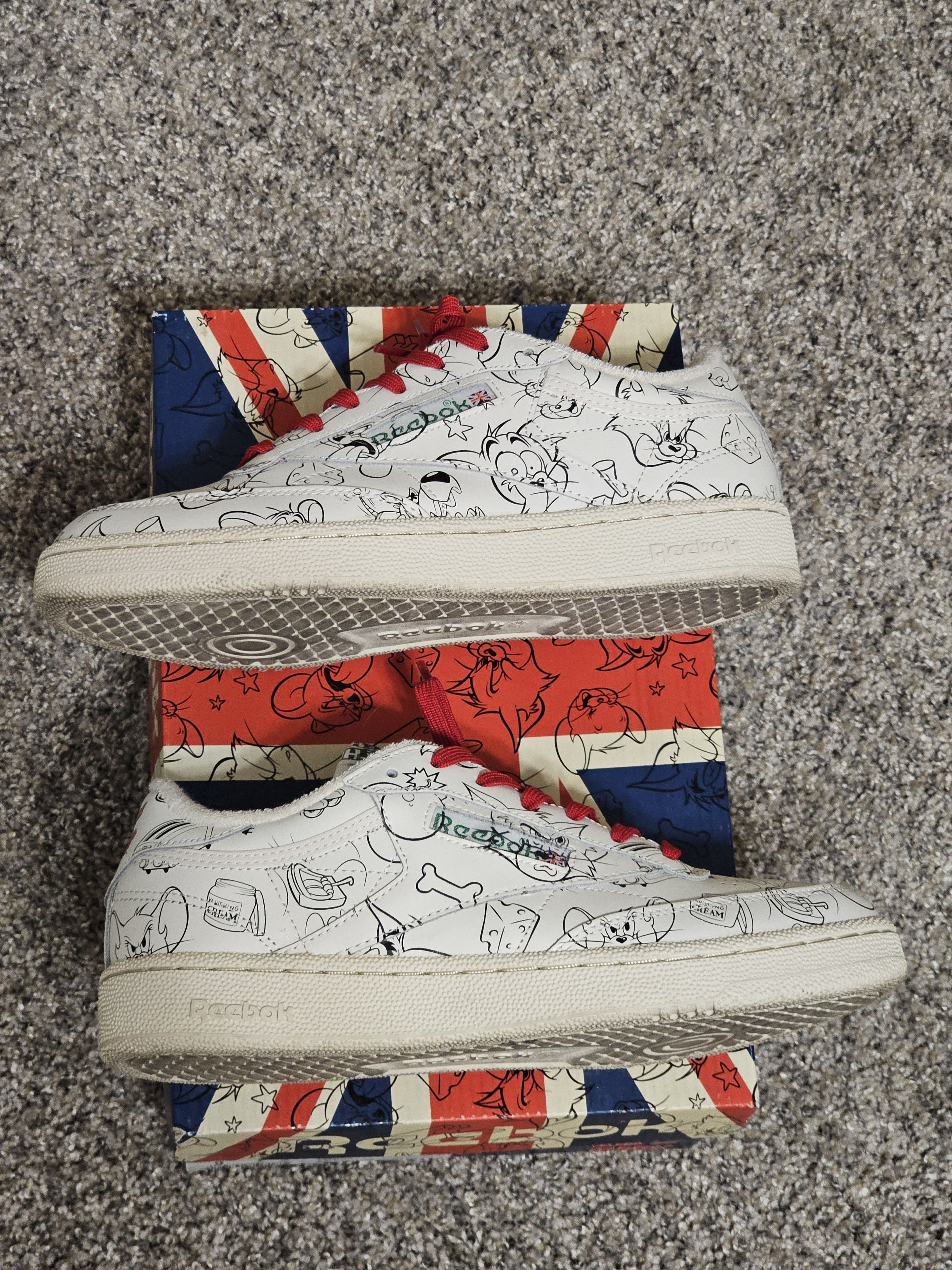 Reebok Reebok x Tom & Jerry Club C Size US 8 / EU 41 - 2 Thumbnail
