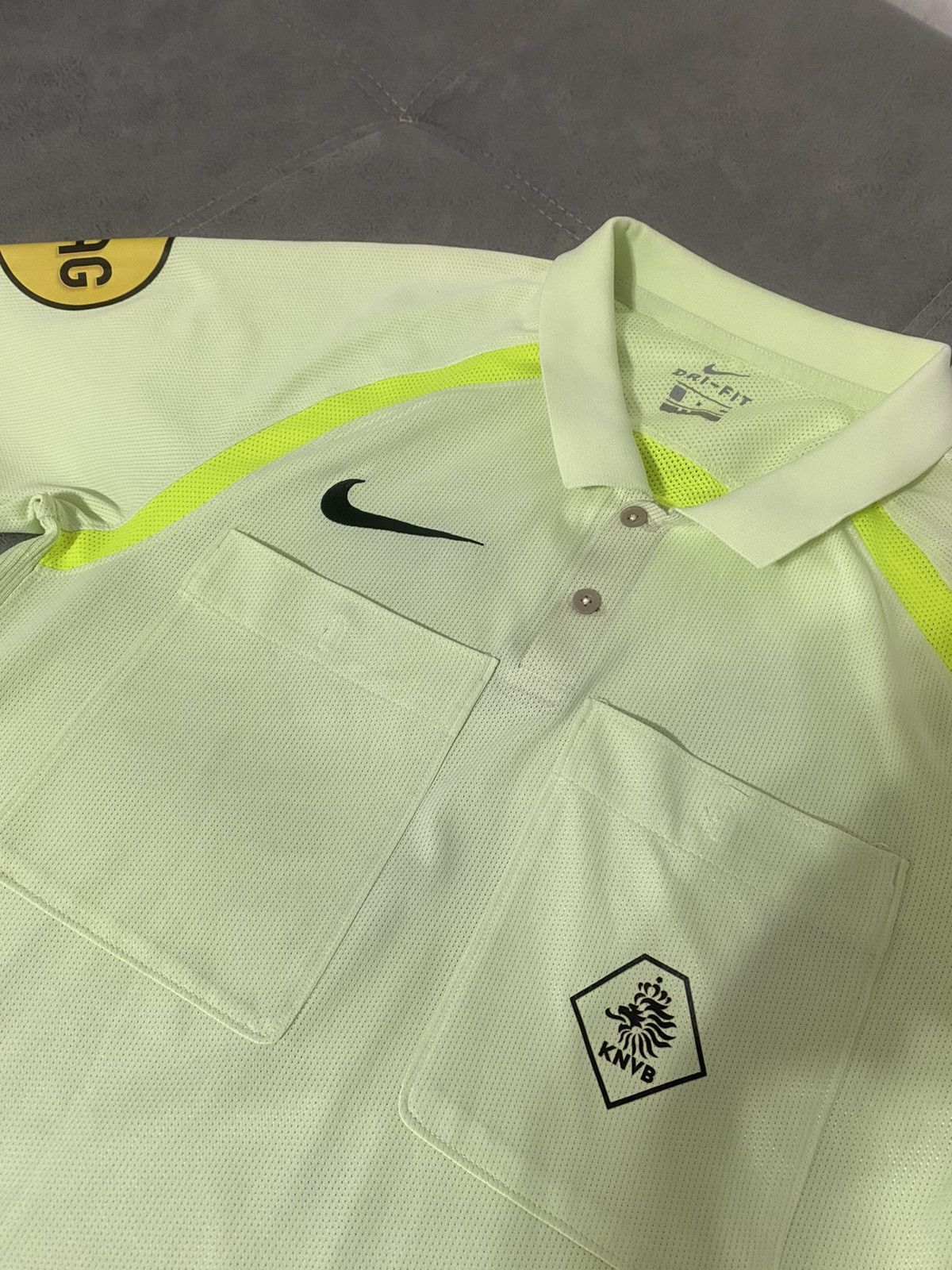 Nike NIKE REFEREE JERSEY NETHERLANDS KNVB Size US S / EU 44-46 / 1 - 2 Thumbnail