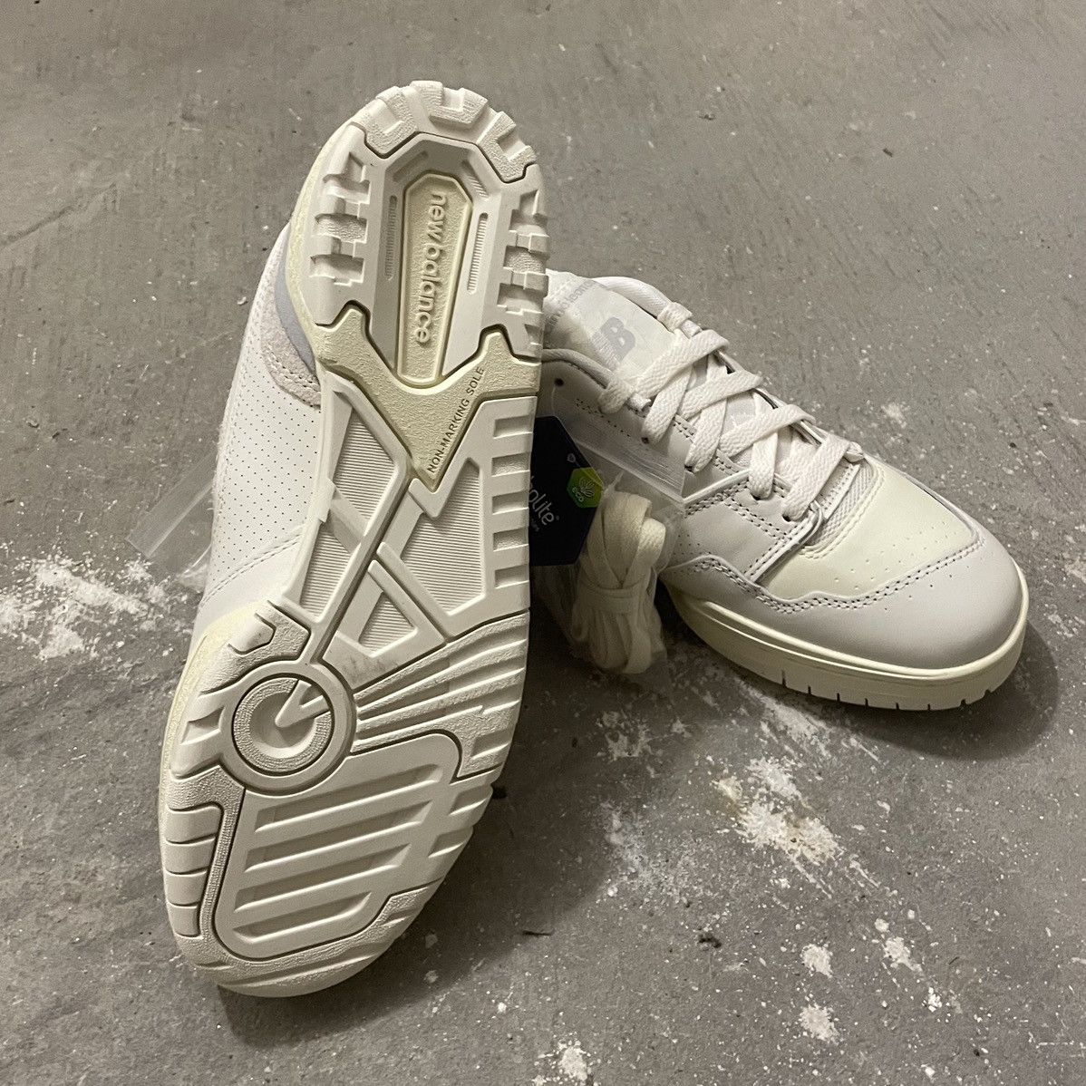 Aime Leon Dore × New Balance ALD x NB550 White Beige Suede [NOS] Size US 10 / EU 43 - 8 Thumbnail