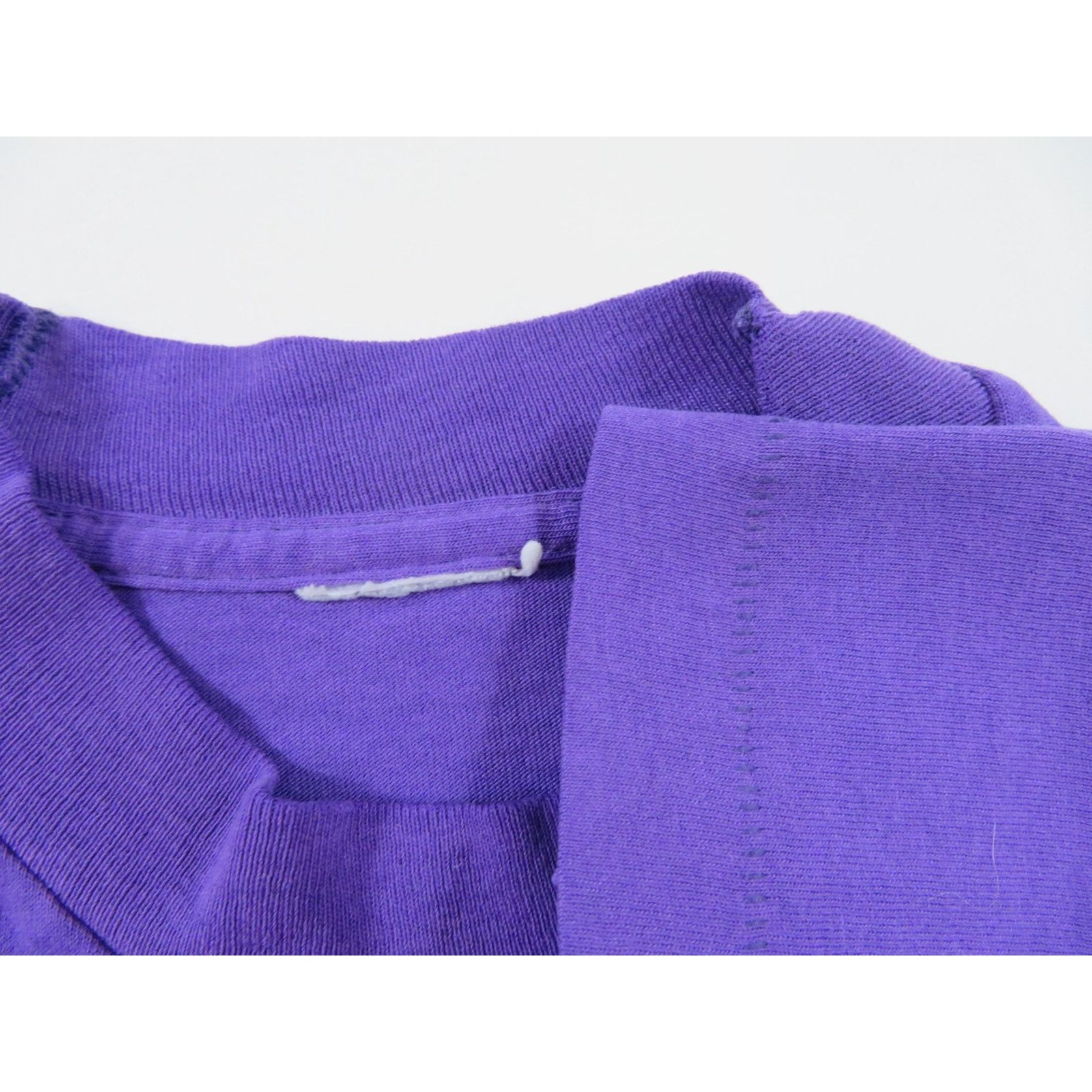 Other California T-Shirts, Daisy Flower, Purple White Sz M 1990s Size US M / EU 48-50 / 2 - 4 Thumbnail