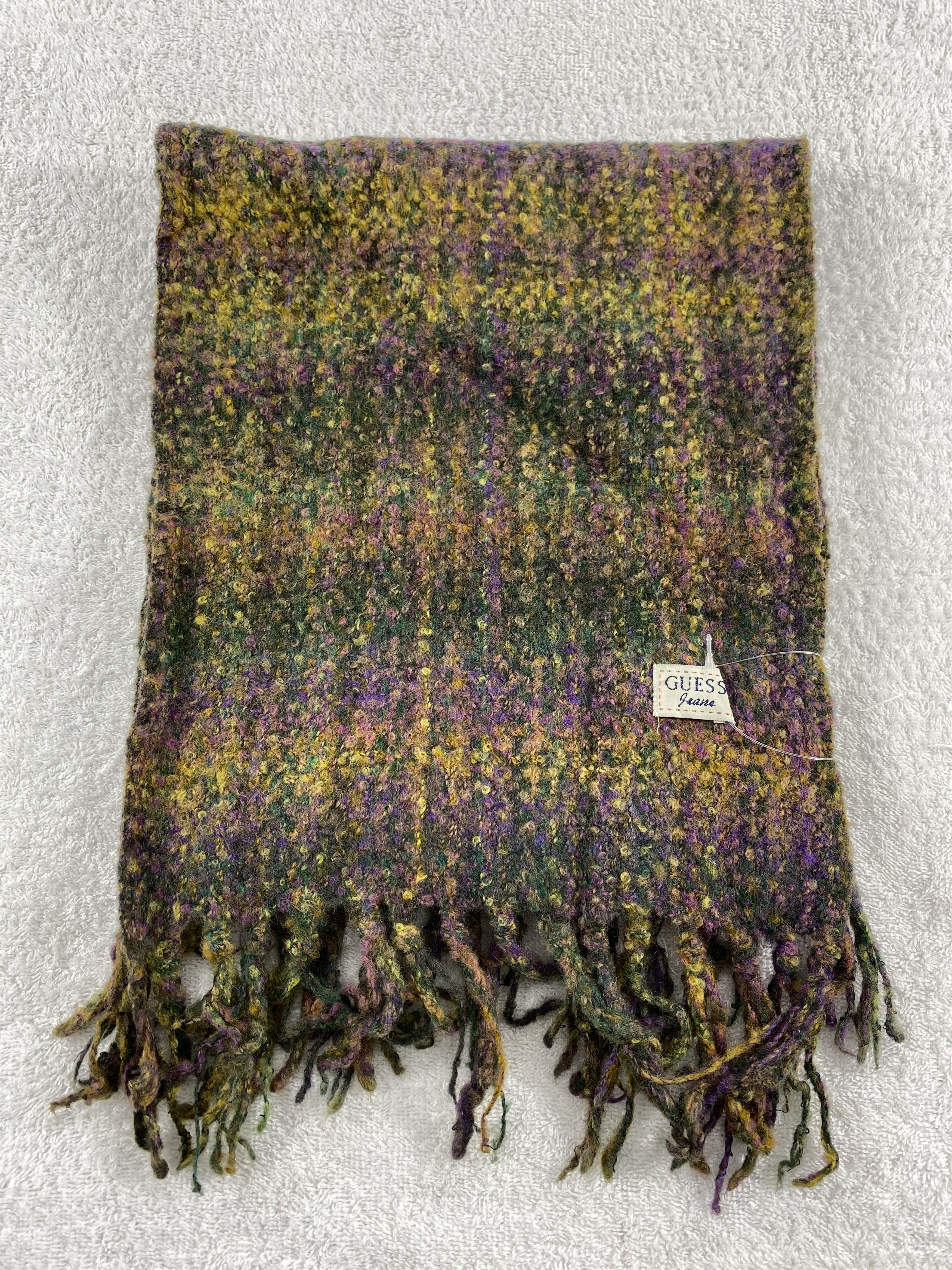 Guess Scarf / Muffler / Neckwear - WW1632