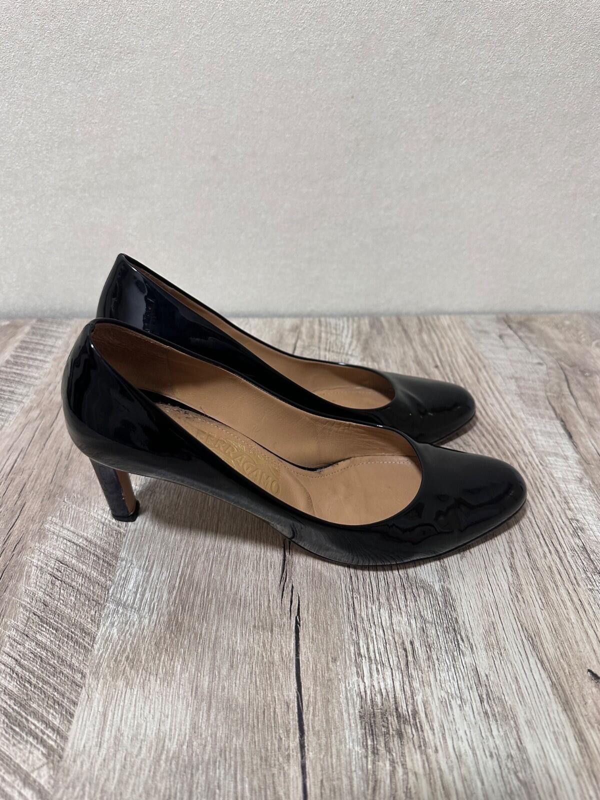 Salvatore Ferragamo Ferragamo patent leather pumps size 8 women's black Size US 8 / IT 38 - 6 Thumbnail