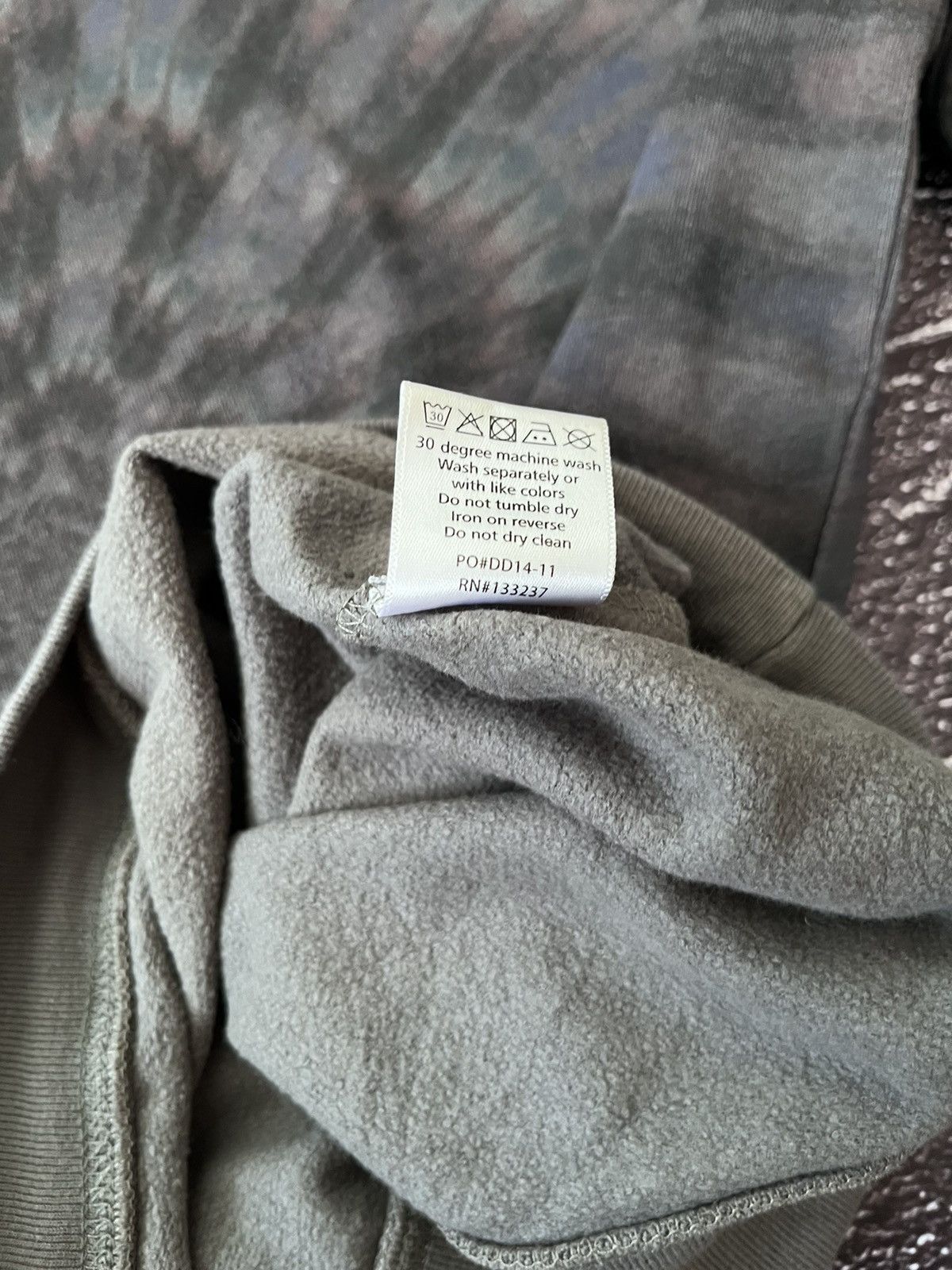 Drop Dead Clothing Vintage Drop Dead Tie Dye Grey sweatshirt Size US S / EU 44-46 / 1 - 6 Thumbnail