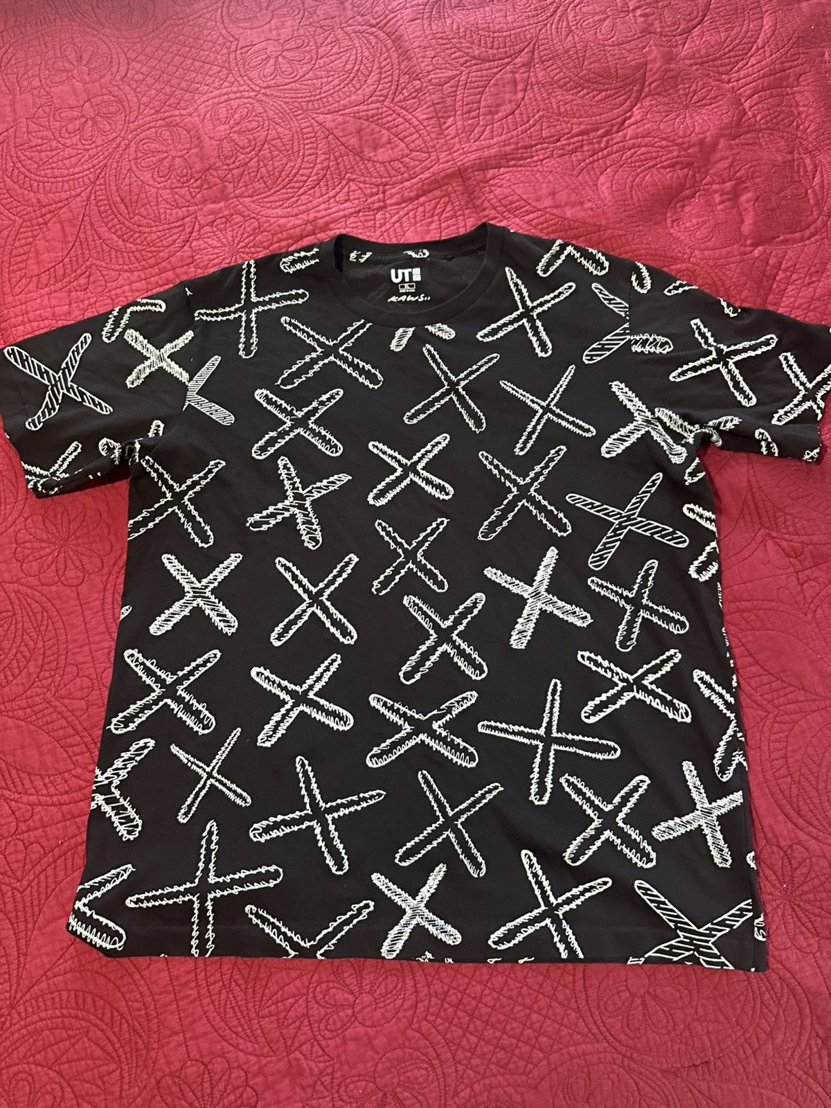 Uniqlo x Kaws