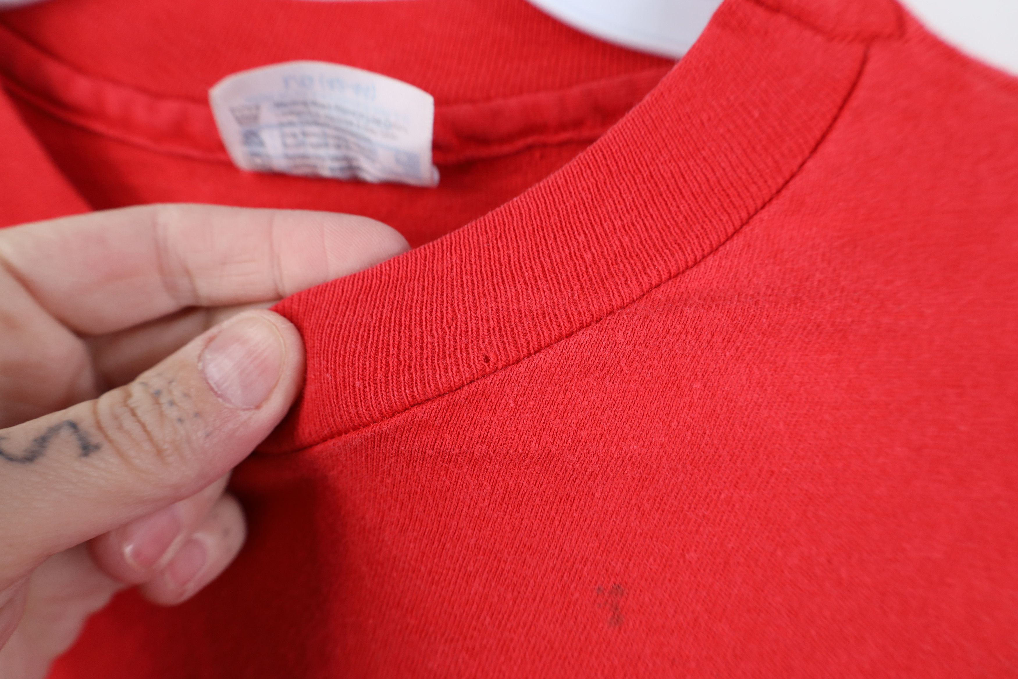 Hanes Vintage 90s Hanes Beefy Cotton Long Sleeve T-Shirt Red USA Size US L / EU 52-54 / 3 - 4 Thumbnail