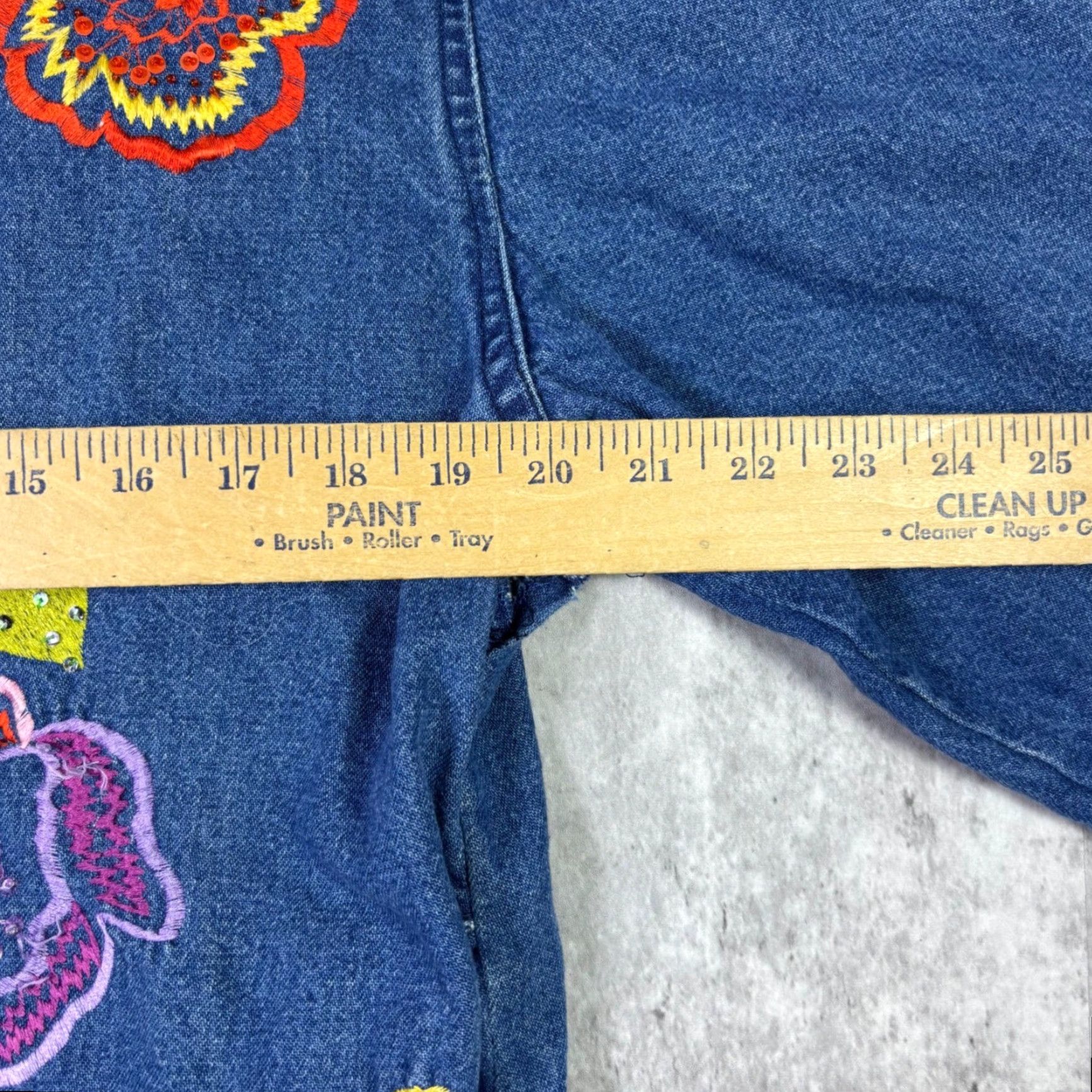 Denime VINTAGE Tantrums Denim Jacket Womens M Blue Floral Embroidered Button Front Cotton Size M / US 6-8 / IT 42-44 - 3 Thumbnail