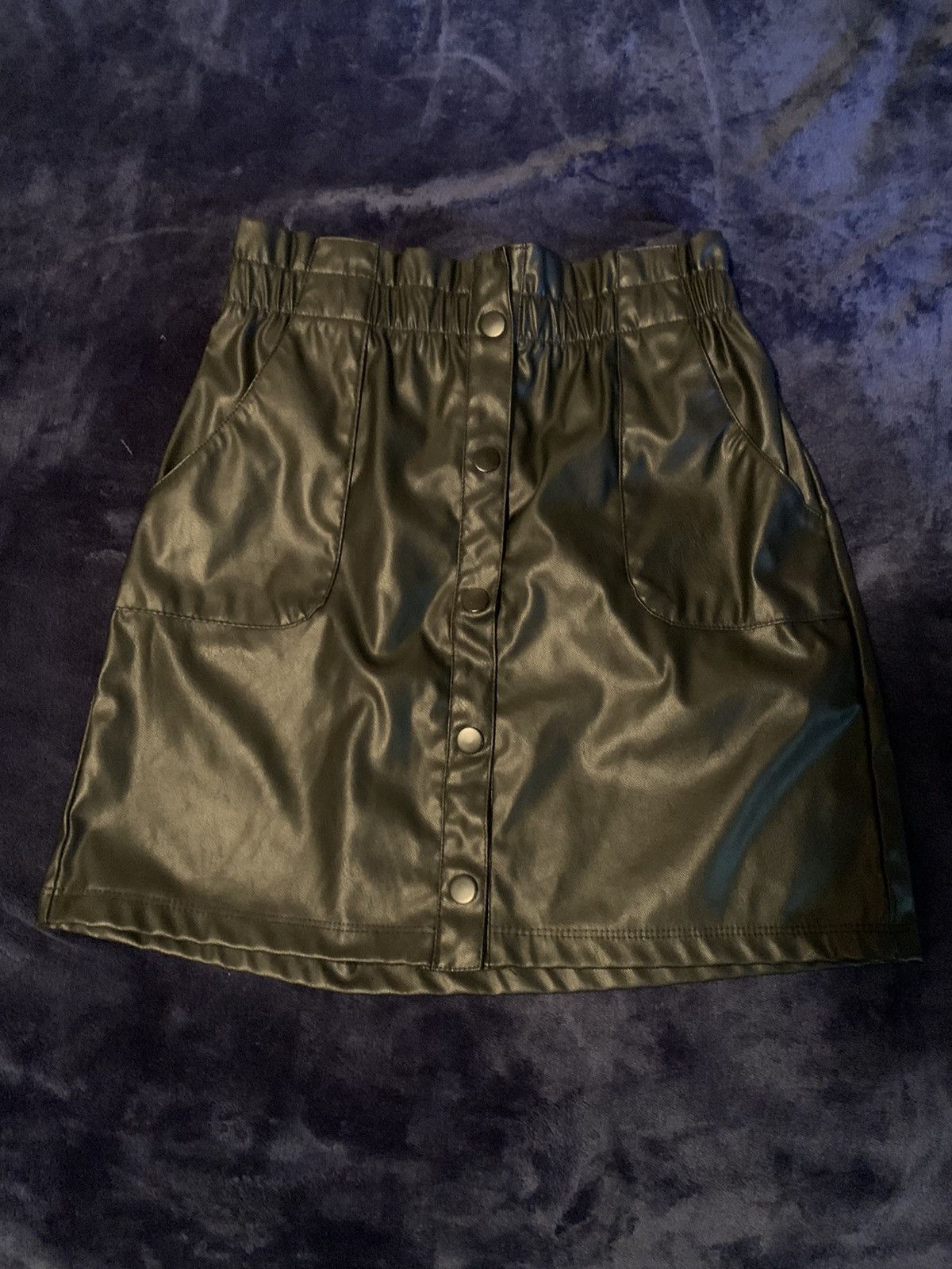 Designer Faux Leather Skirt Y2K Streetwear Fashion Rave Emo Opium 00s Size 22" - 1 Thumbnail