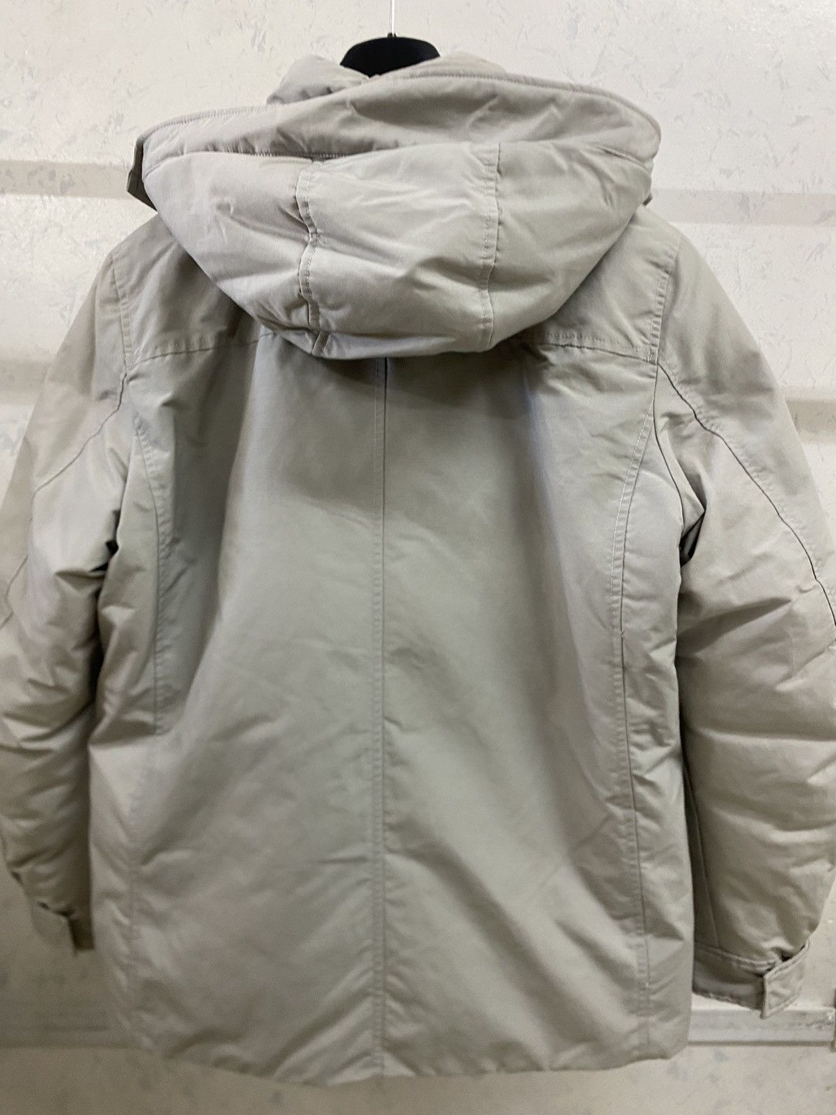 Other Woolrich Gale Parka Jacket, size M, gray, new with tags. Size US M / EU 48-50 / 2 - 13 Thumbnail