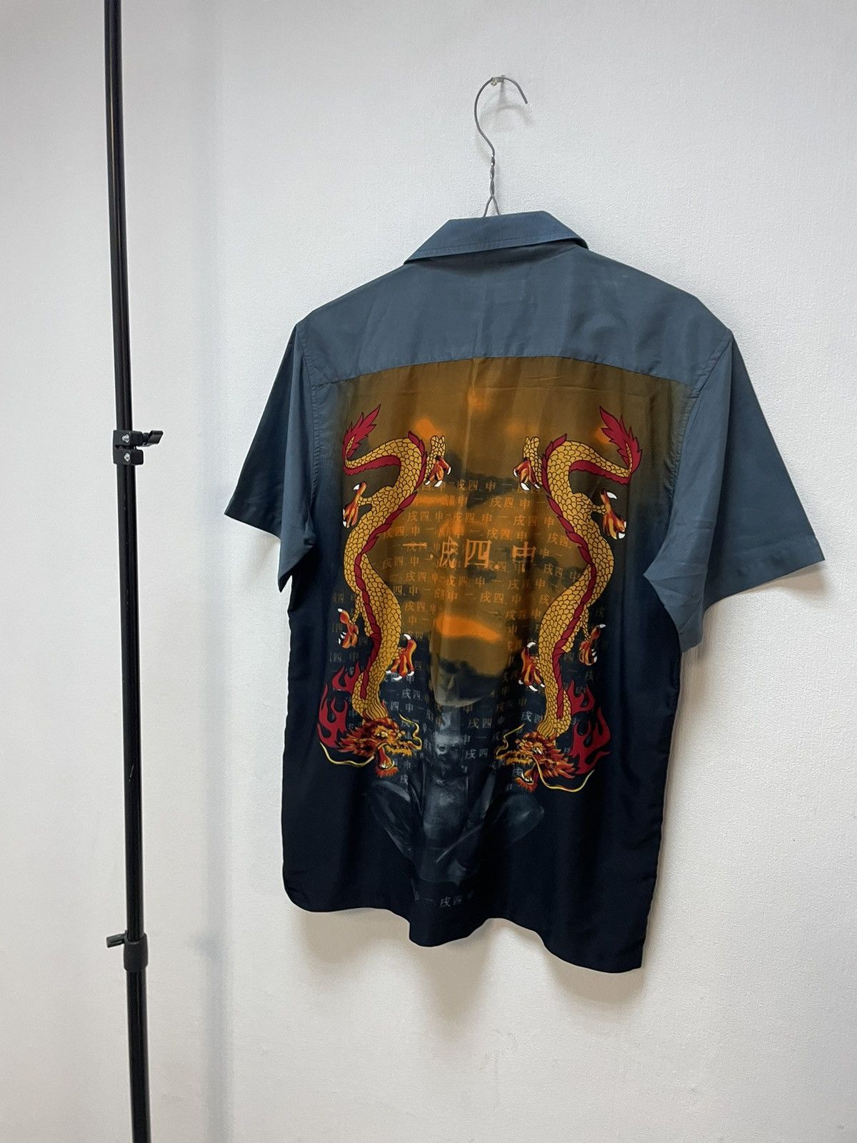 Vintage Vintage Gawaii Shirts Dragons Size US M / EU 48-50 / 2 - 7 Thumbnail