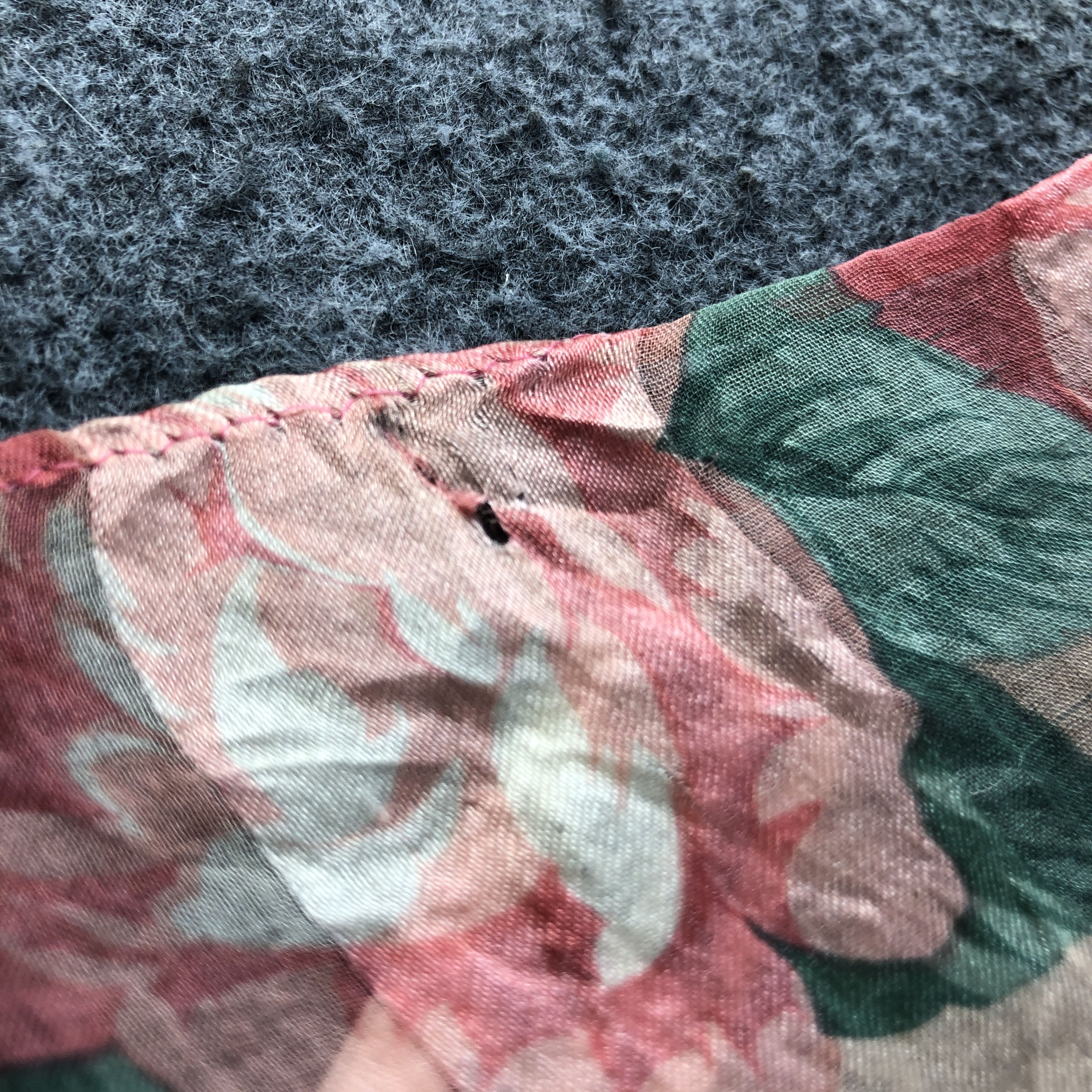 Mario Valentino Mario Valentino Luxury Floral Silk Scarf M1211 Size ONE SIZE - 14 Thumbnail