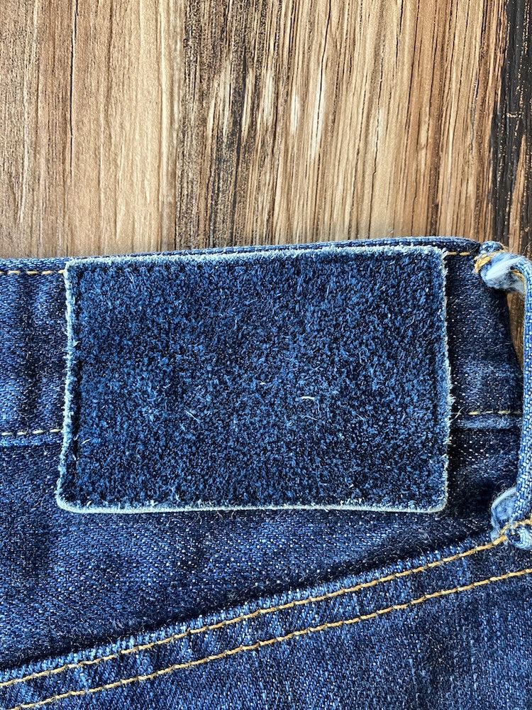 Japan Blue TEXTURE WE MADE by Japan Blue W31 x L34 Tapered Selvedge Size US 31 - 13 Thumbnail