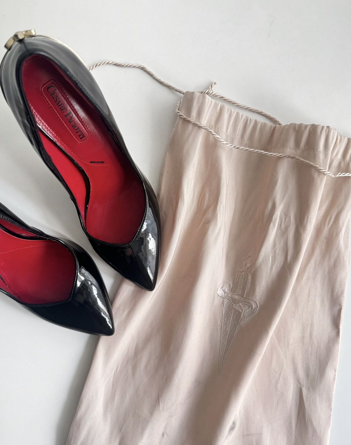 Paciotti Extremely rare black dagger heels with gold heartdetail. Size US 6 / IT 36 - 10 Thumbnail