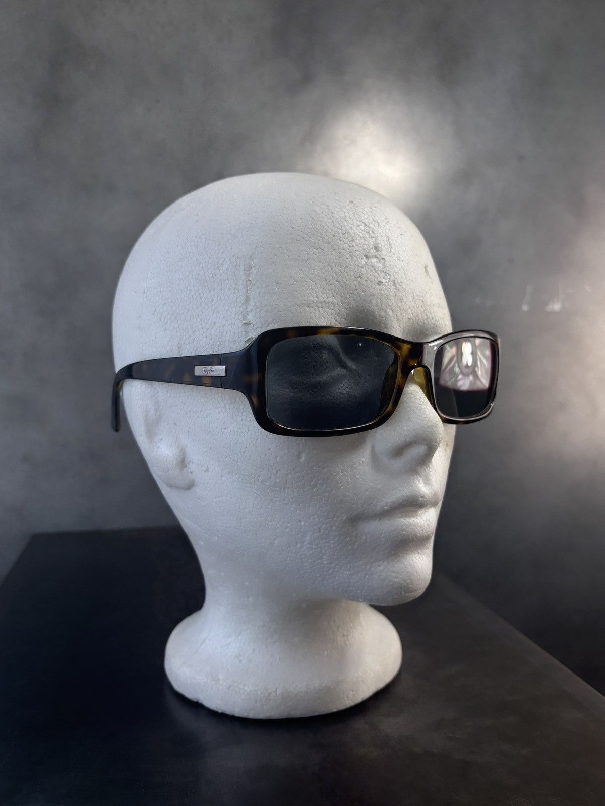 RayBan 2000s Vintage Ray-Ban Sunglasses Frames RB4107 Made in Italy Size ONE SIZE - 3 Thumbnail