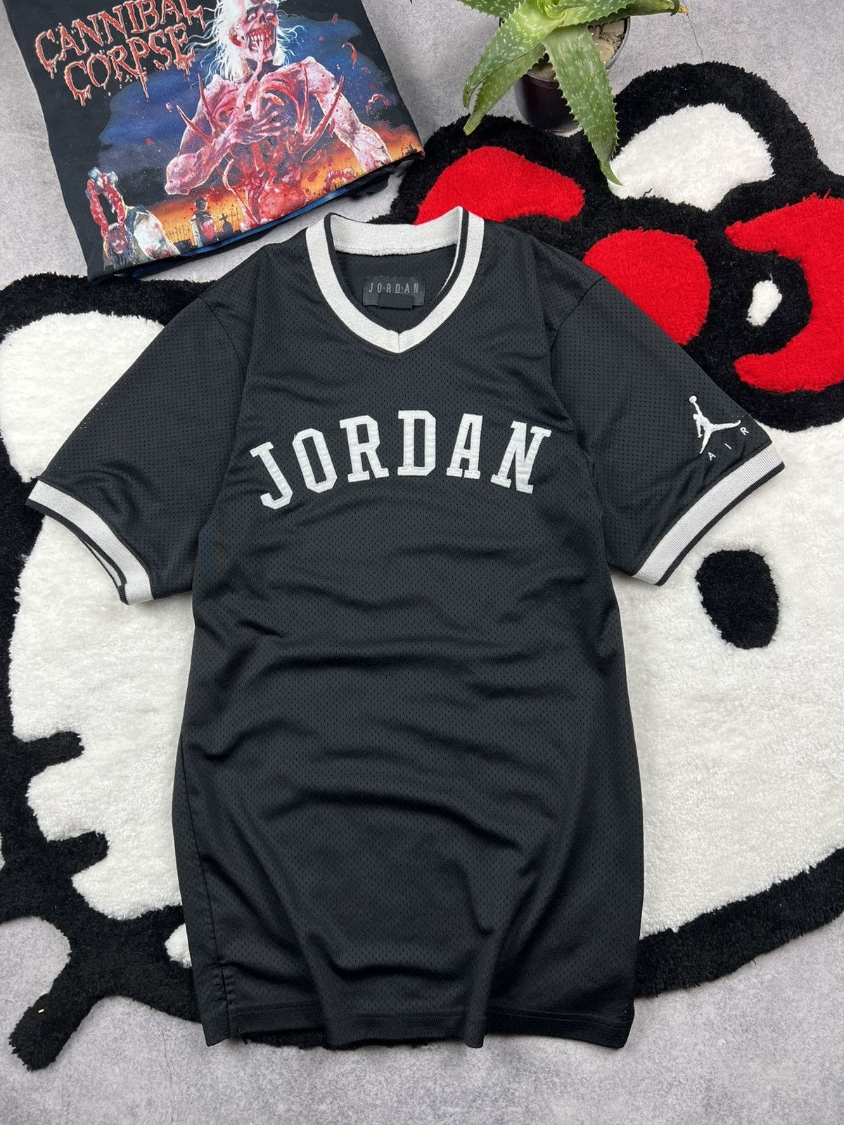 Jordan Brand Michael Jordan Jumpman Air Mesh Black Y2K Jersey Tee Shirt Size US S / EU 44-46 / 1 - 1 Thumbnail