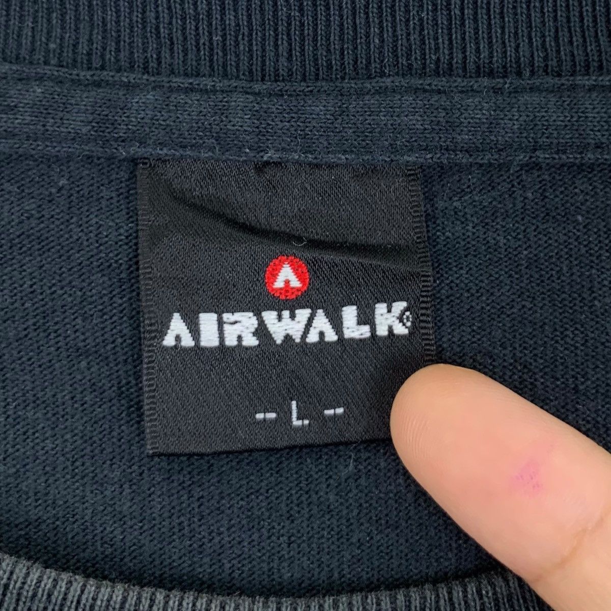 Airwalk Vintage AIRWALK BOARD WEAR Defend Your Lead Tee Shirt Size US L / EU 52-54 / 3 - 6 Thumbnail