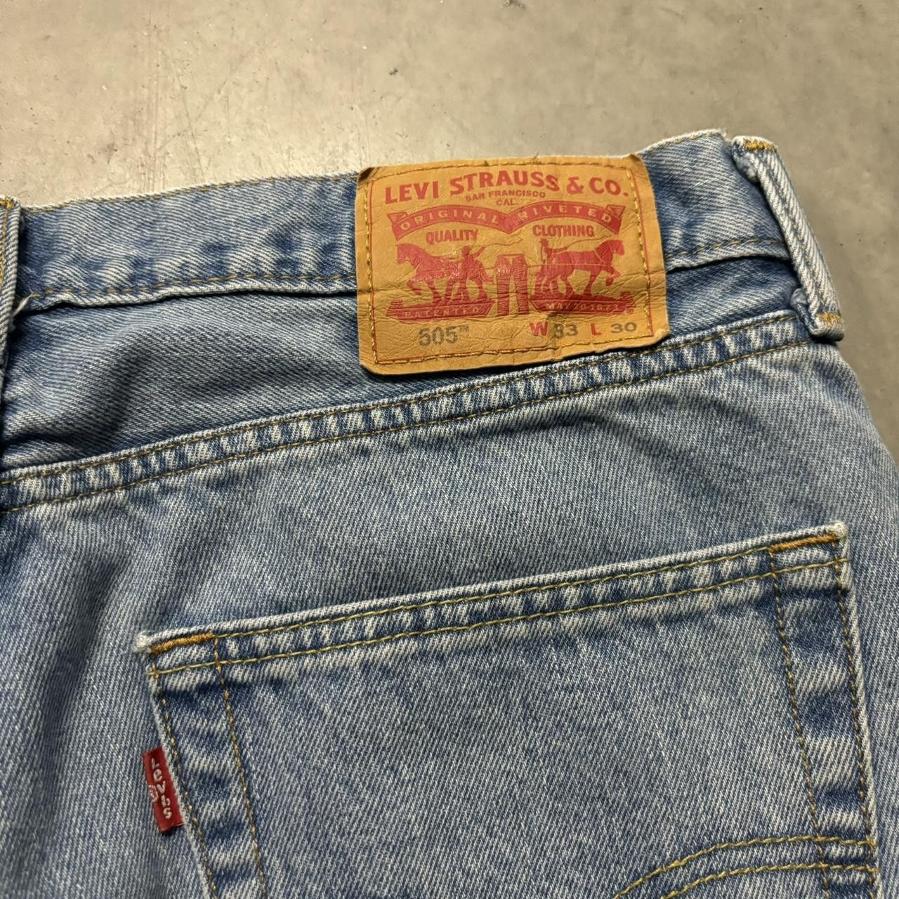 Levi's × Vintage Vintage Y2K/2000s Grunge Levi’s Distressed Light Wash Denim Jeans! Size US 33 - 7 Thumbnail