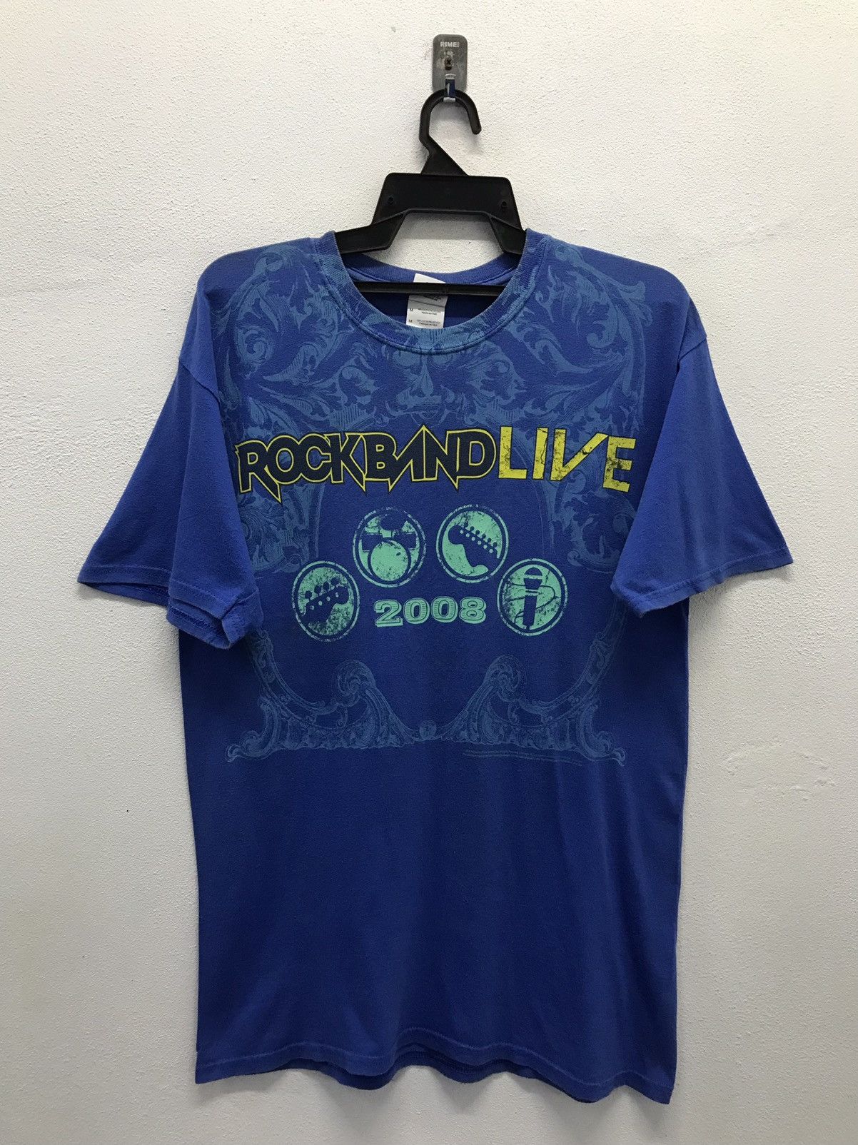 Band Tees × Gildan Vintage Gildan RockBand Live 2008 Shirt Size US M / EU 48-50 / 2 - 1 Thumbnail