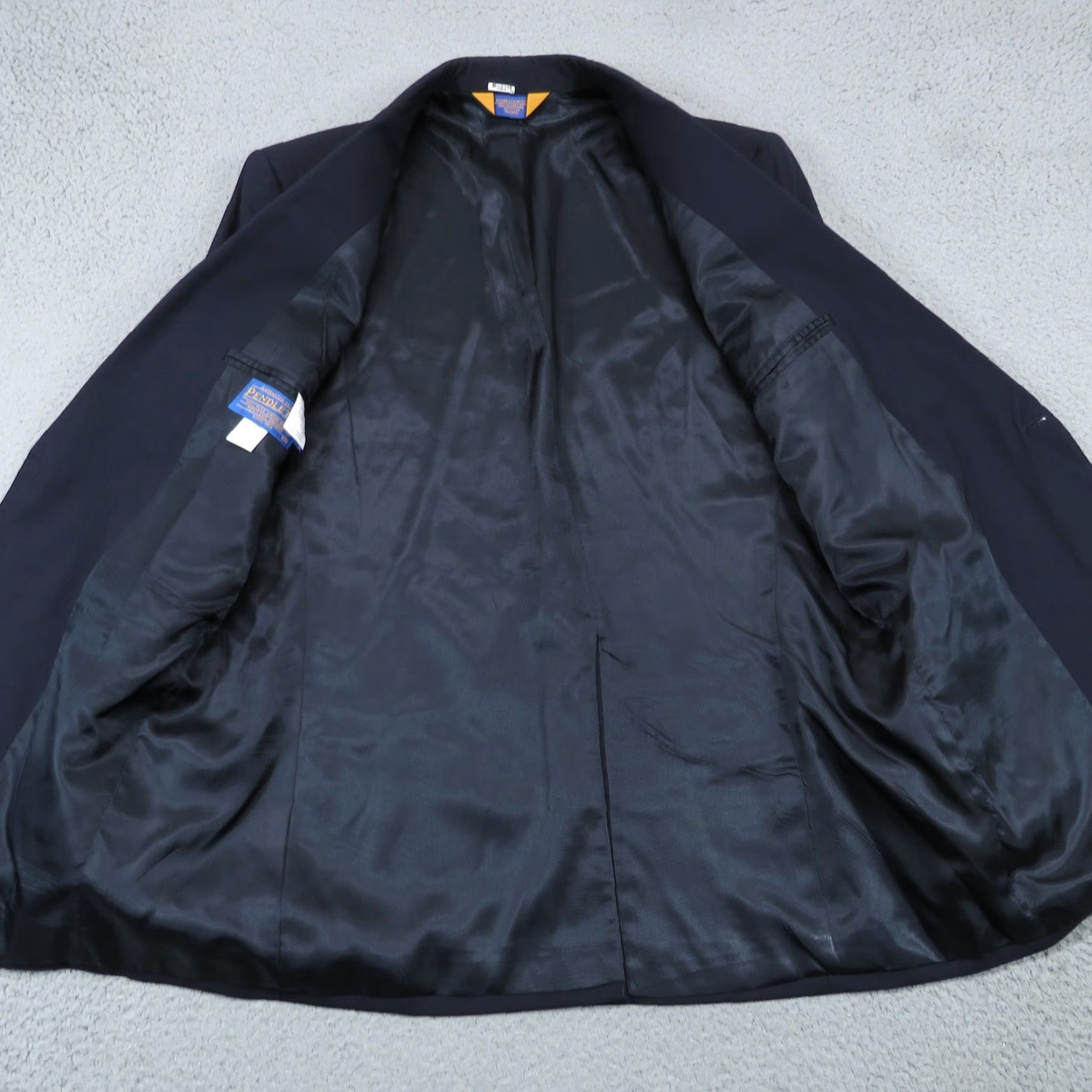 Pendleton VINTAGE Pendleton Blazer Jacket Mens 42L Navy Virgin Wool Casual Office Wear Business Blue 80s 90s Classic College School University Mens Size 42R - 5 Thumbnail