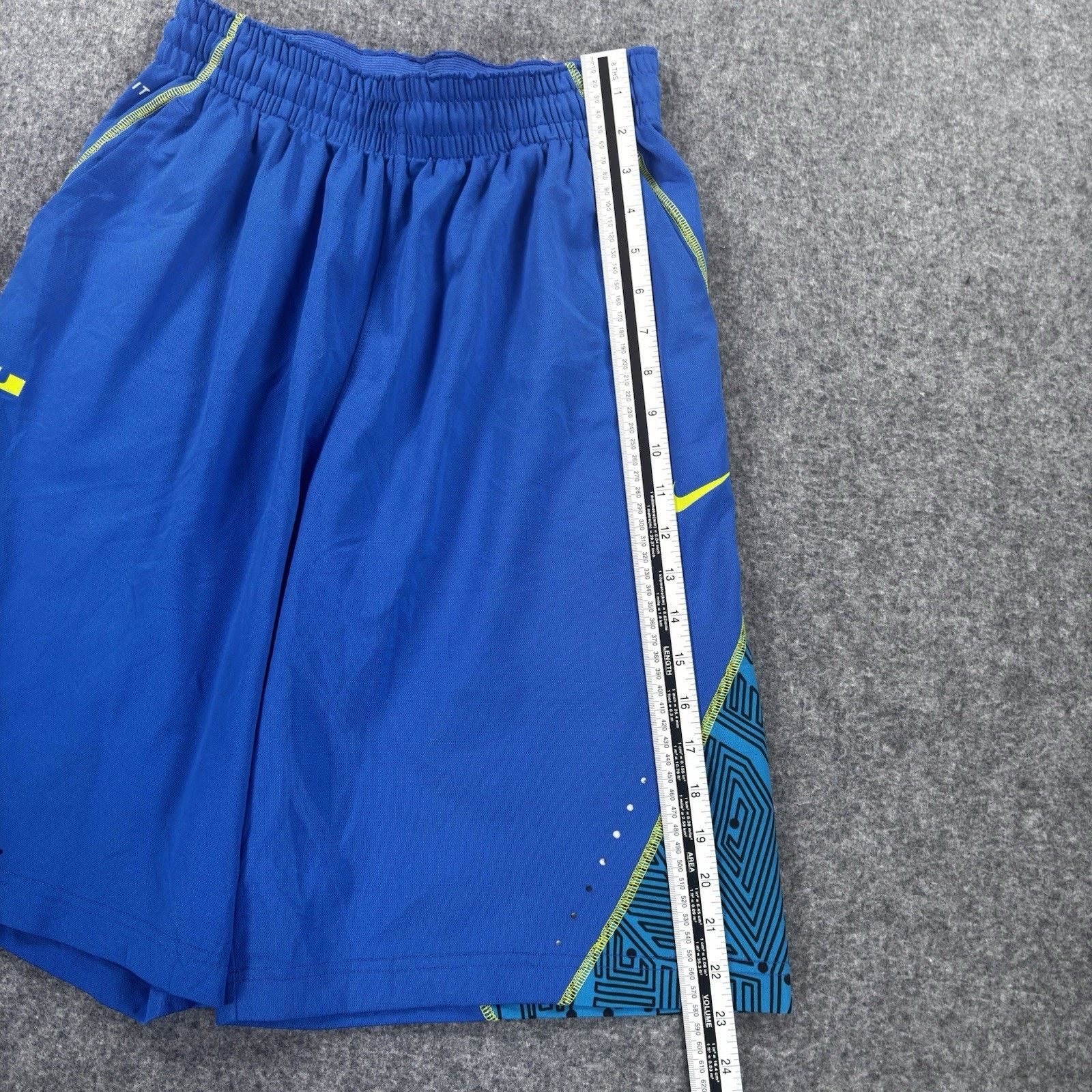 Nike Nike LeBron James Basketball Dri-Fit Shorts Men’s Small Blue Size US 26 / EU 42 - 7 Thumbnail