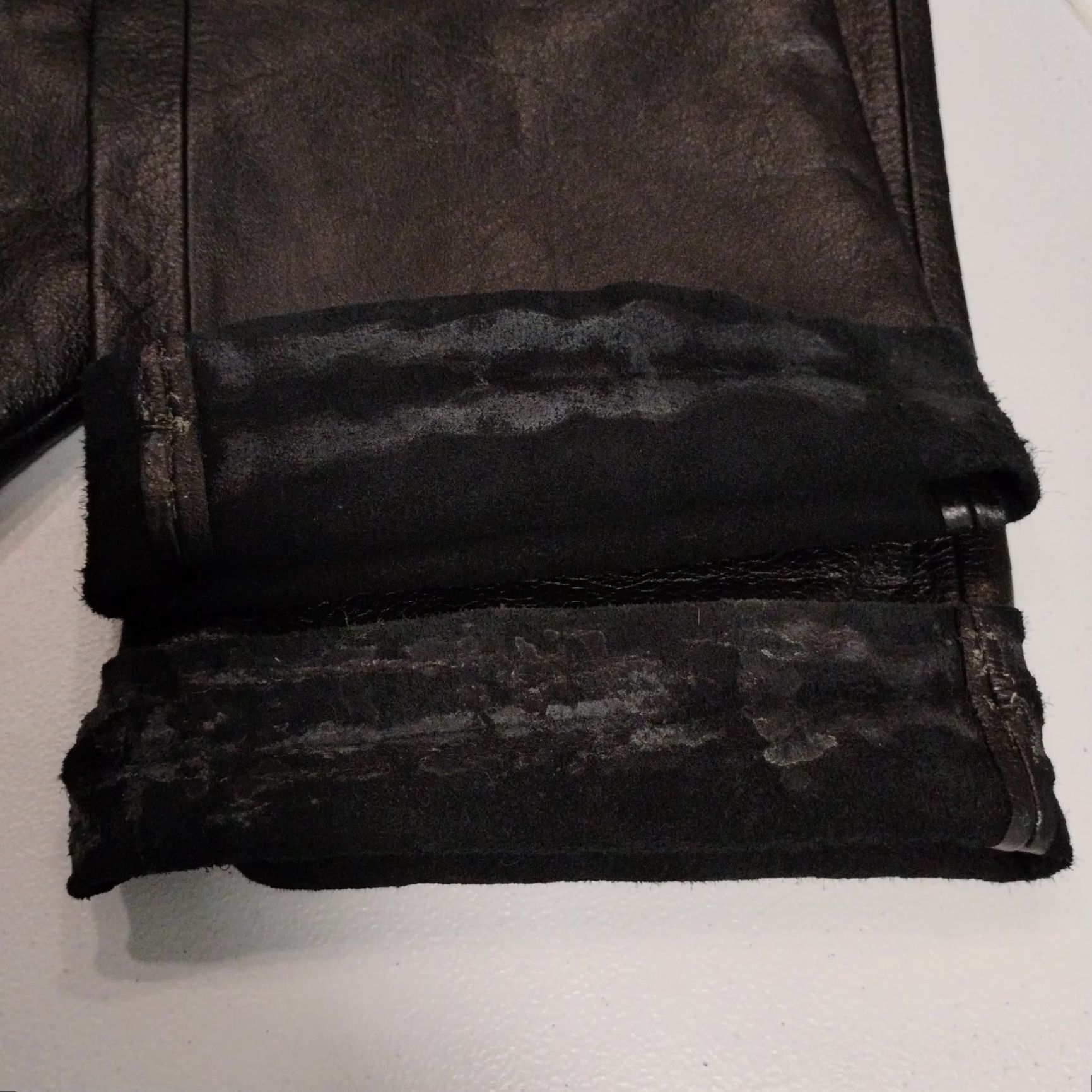 Vintage VINTAGE Wilsons Leather Pants Women Bootcut Leather 27x35 Black 27 Waist Unhemmed 6 Size 27" / US 4 / IT 40 - 3 Thumbnail