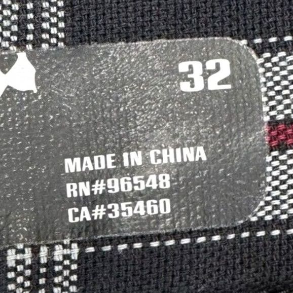 Oakley Oakley Shorts Mens 32 Black Red Plaid Khaki Chino Flat Front Embroidered Stretch Size US 32 / EU 48 - 4 Thumbnail