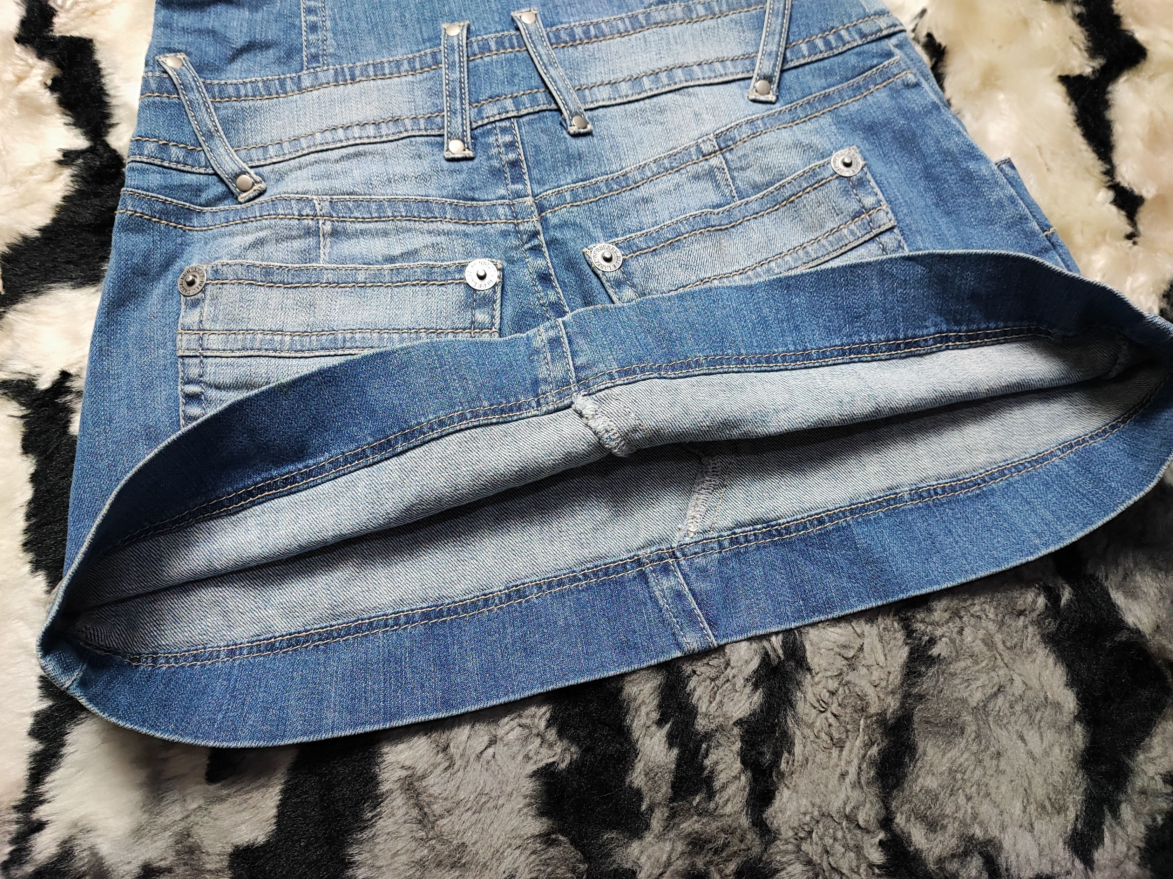 Burberry Vintage Burberry Blue Label Jeans Mini Dress Size XS / US 0-2 / IT 36-38 - 16 Thumbnail