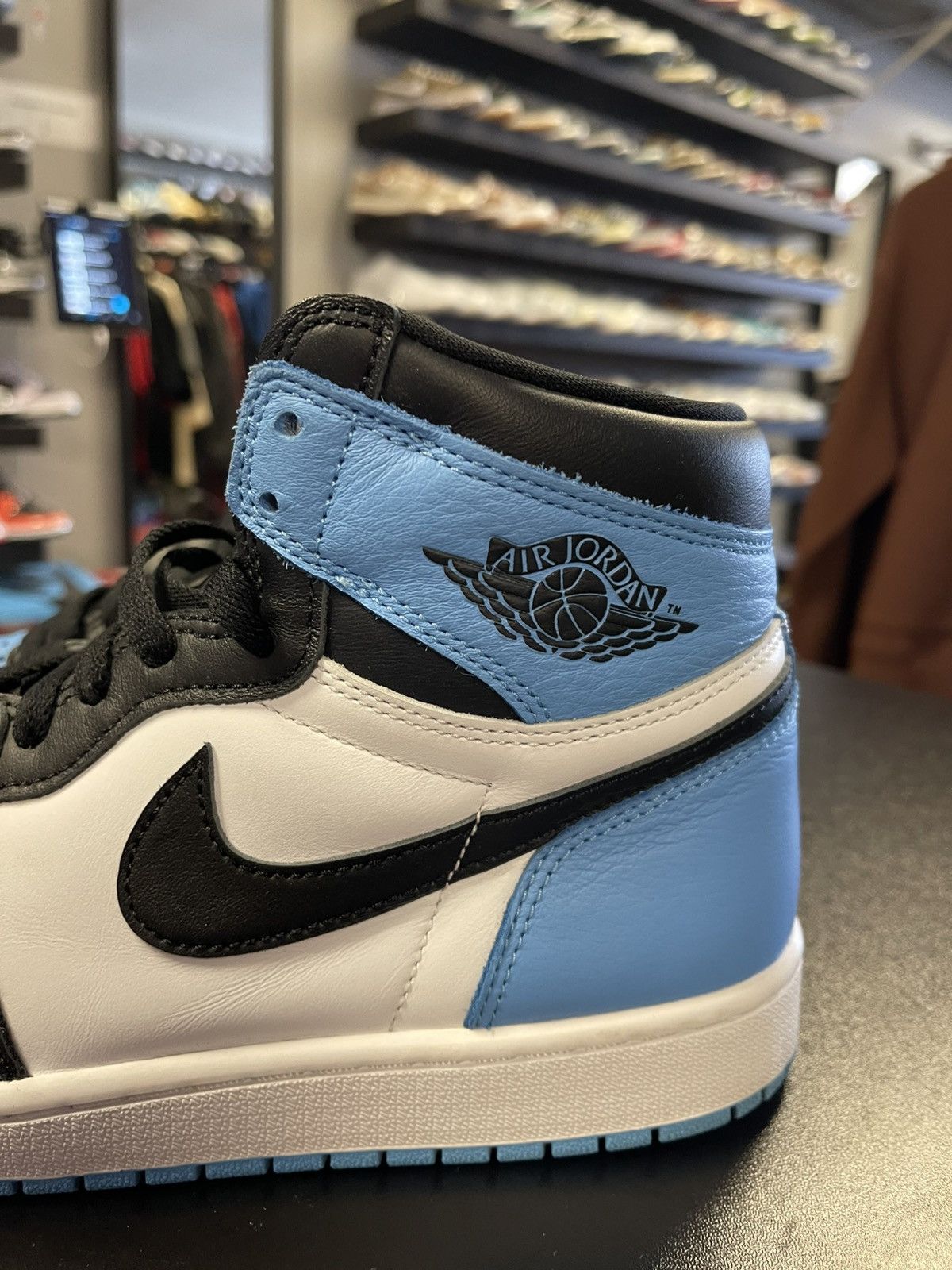 Jordan Brand × Nike Size 9.5 - Jordan 1 High OG UNC Toe Very Clean Size US 10 / EU 43 - 5 Thumbnail