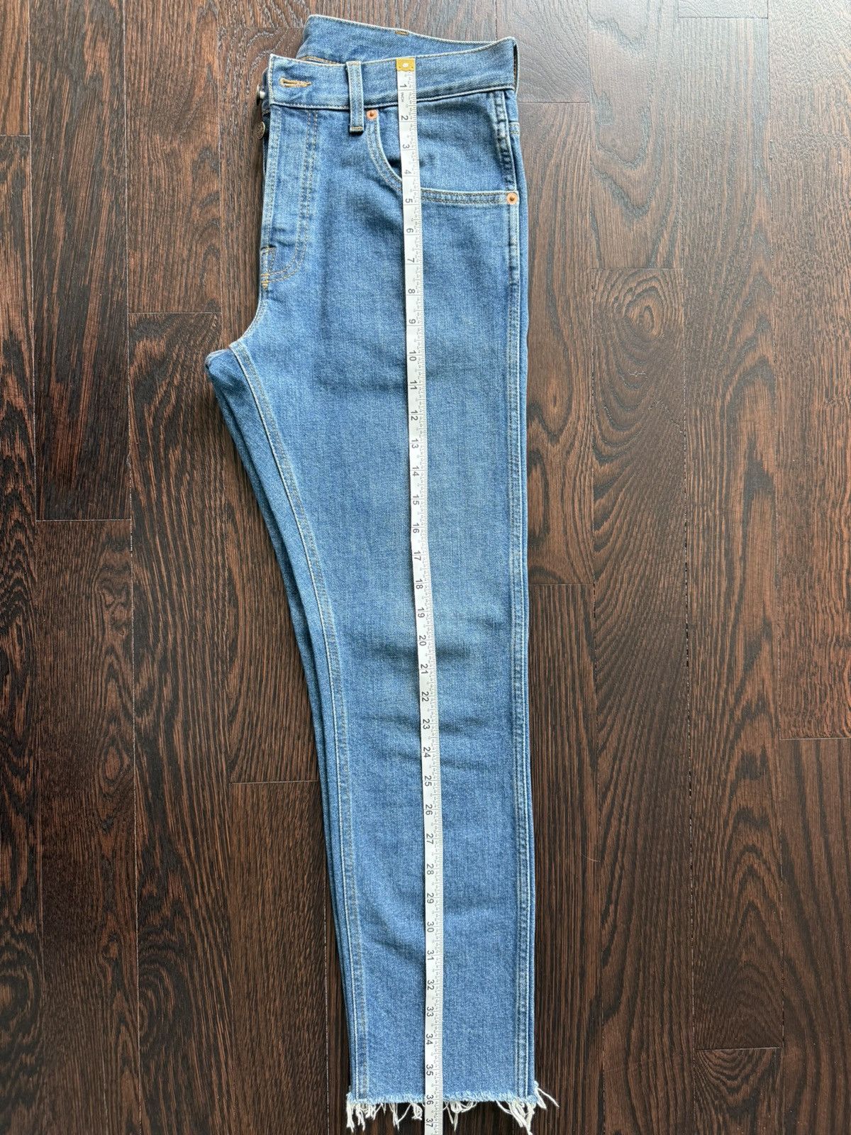Gucci Gucci - Slim Fit Denim Jeans – Light Wash (Made in Italy) Size US 30 / EU 46 - 8 Thumbnail