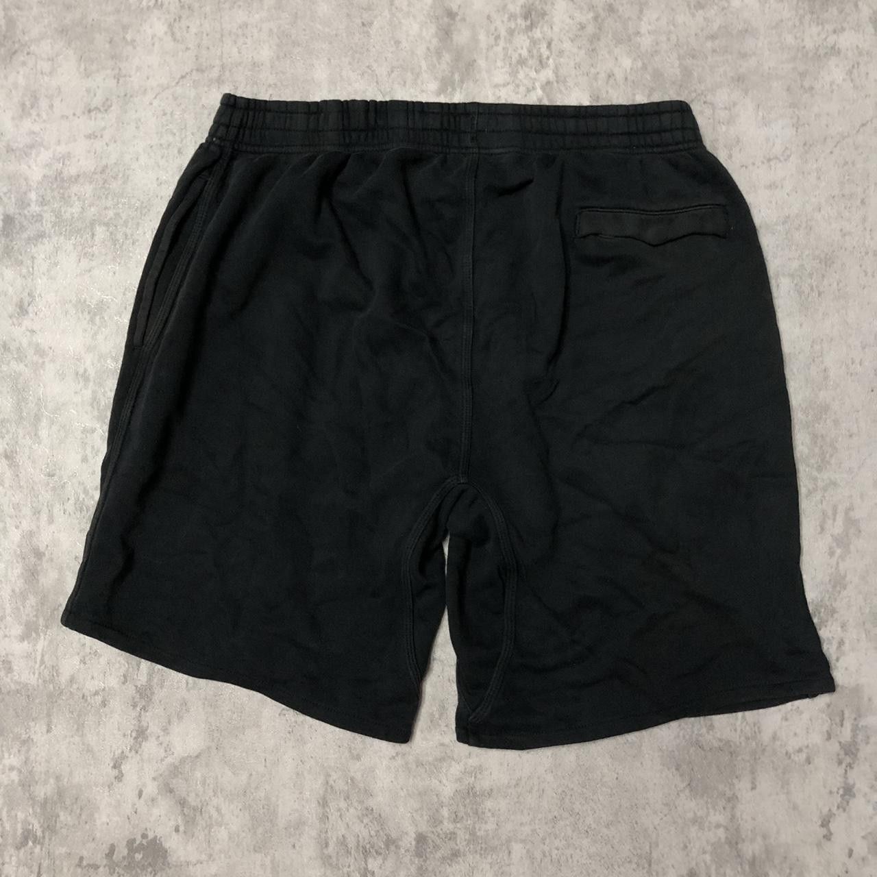 Nike Nike black and white sweat shorts Size US 36 / EU 52 - 4 Thumbnail