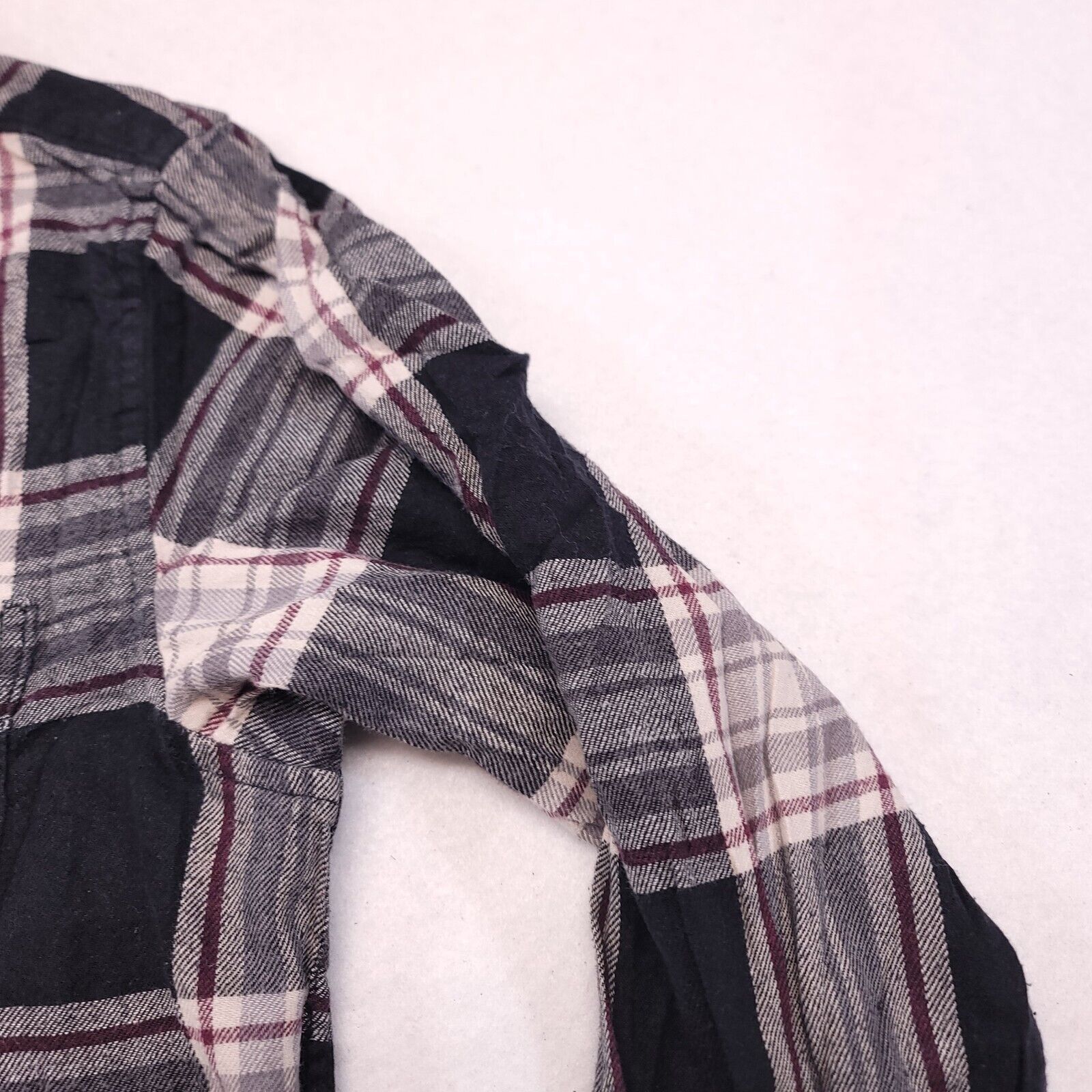 Basic Editions Basic Editions Tratan Flannel Shirt Mens Size Medium M Black Size US M / EU 48-50 / 2 - 5 Thumbnail
