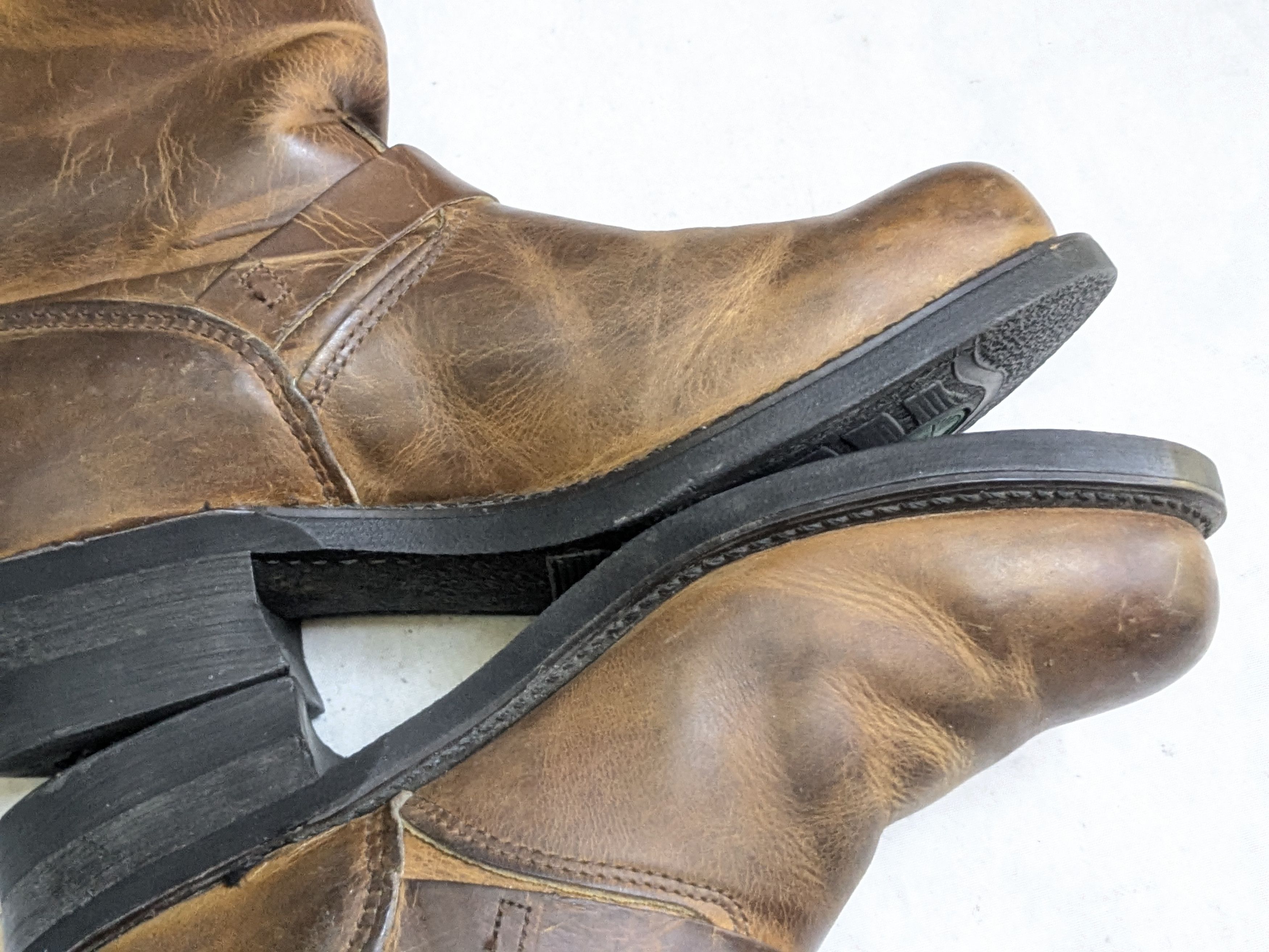 Frye Frye Engineer Boots Brown 9 M Leather Strap Buckle Size US 9 / EU 42 - 14 Thumbnail