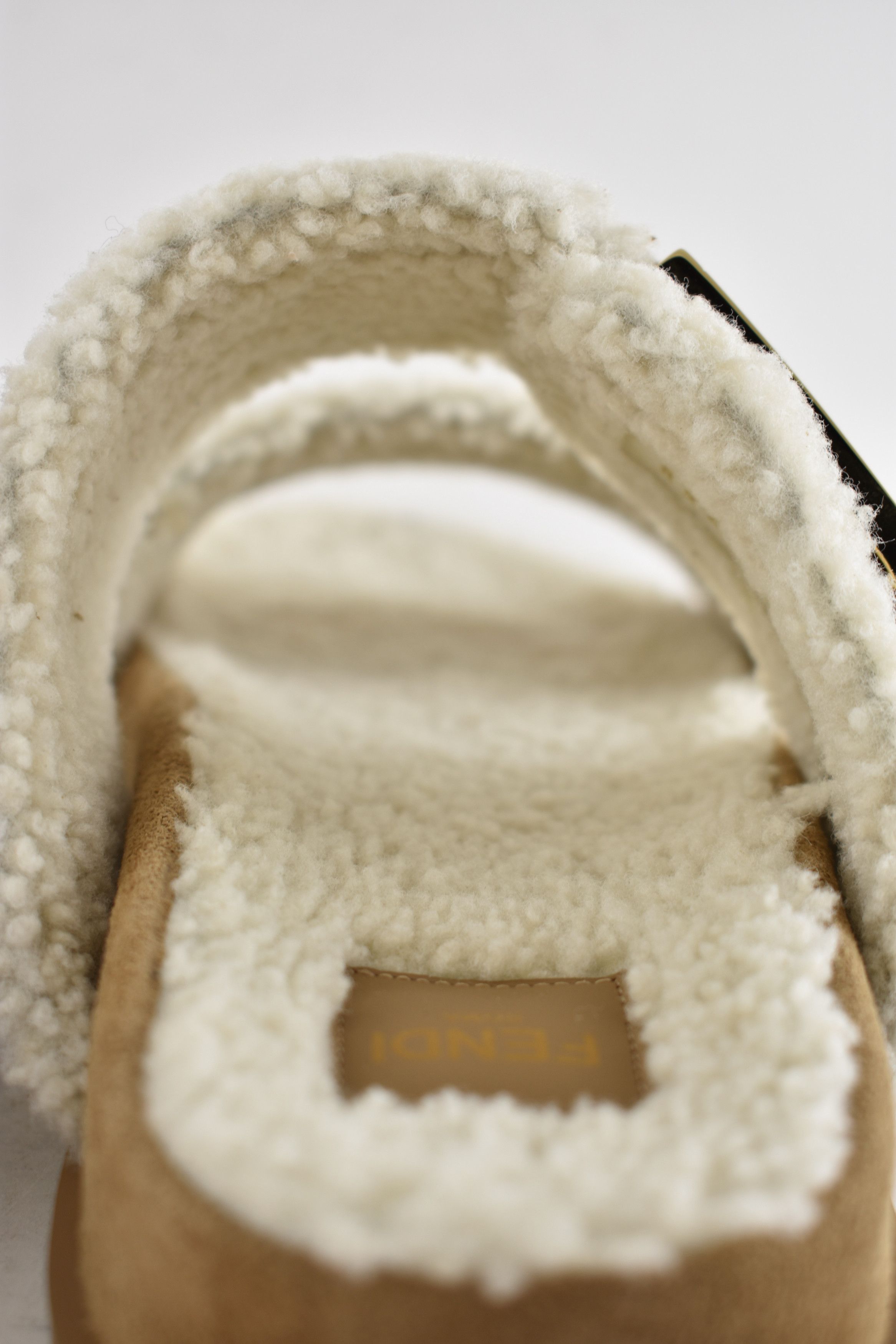 Fendi Fendi Feel Slide Shearling Fur Logo FF Mule Flat Sandal 37 Size US 7 / IT 37 - 21 Thumbnail