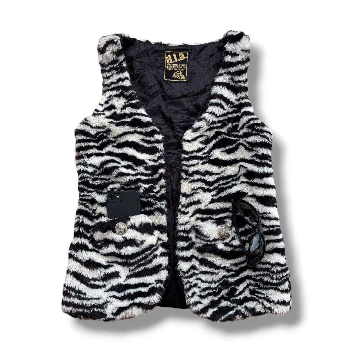 Beauty Beast 🇯🇵 D.I.A FAUX FUR PUNK AVANT GARDE VEST Size M / US 6-8 / IT 42-44 - 1 Thumbnail