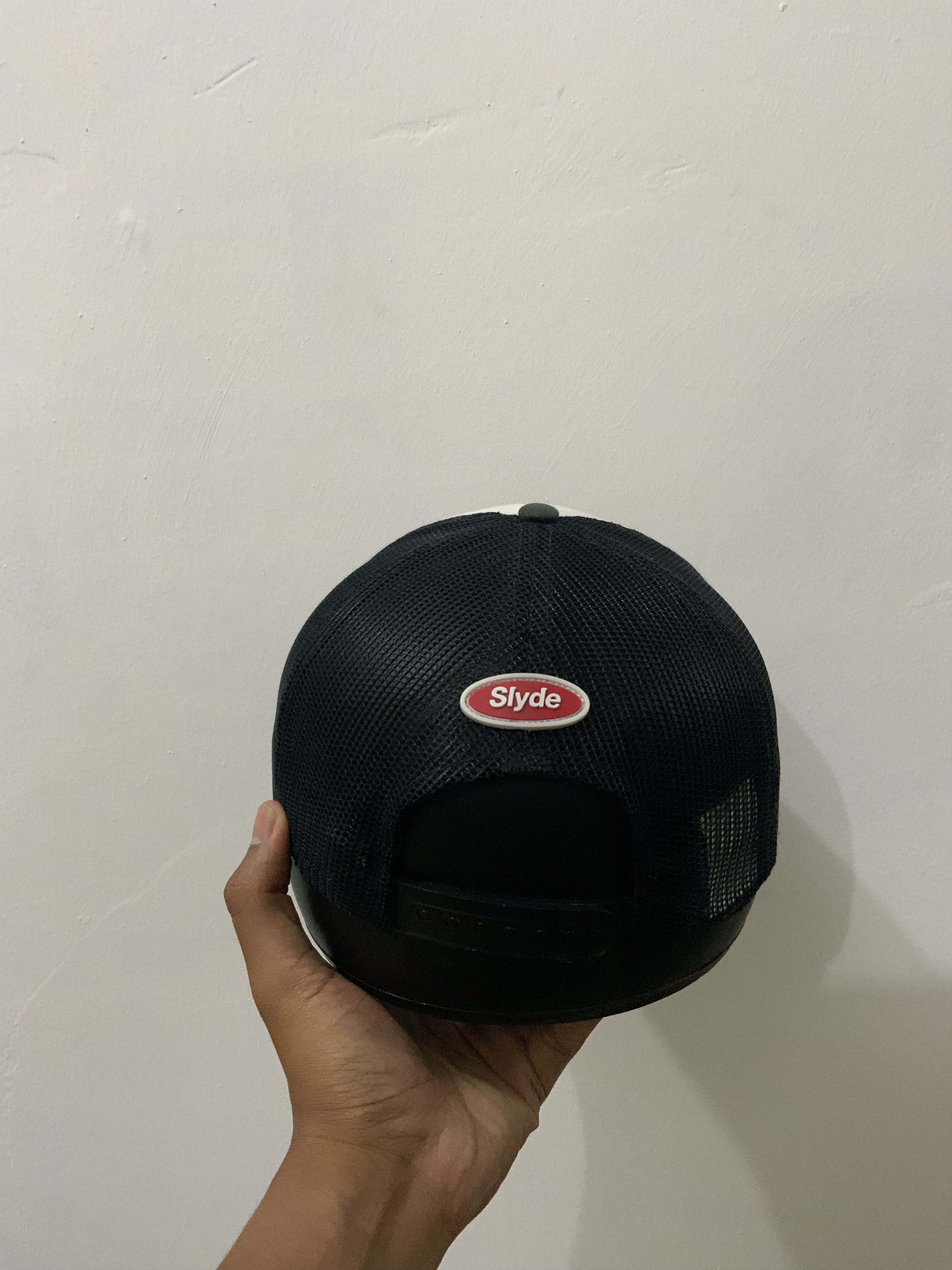 Hat Club Slyde Black Fade Trucker Hat Size ONE SIZE - 3 Thumbnail