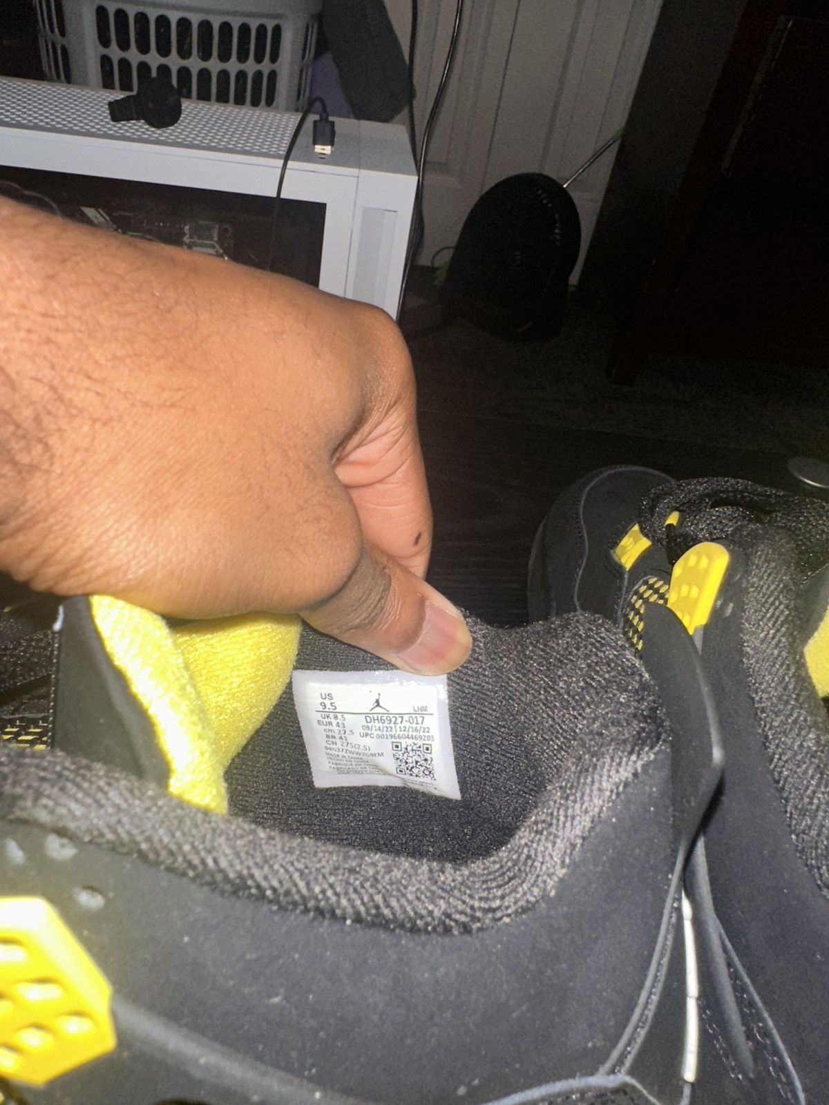 Jordan Brand Jordan 4 Thunder Size US 9.5 / EU 42-43 - 6 Thumbnail