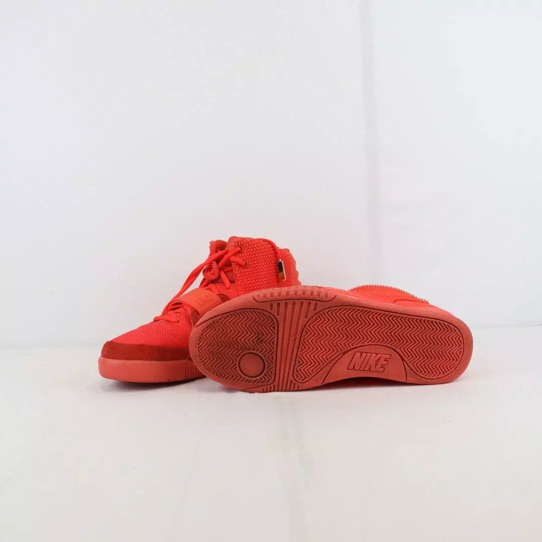 Yeezy o1rshd1 Red October Sneaker in Red Size US 11 / EU 44 - 9 Thumbnail