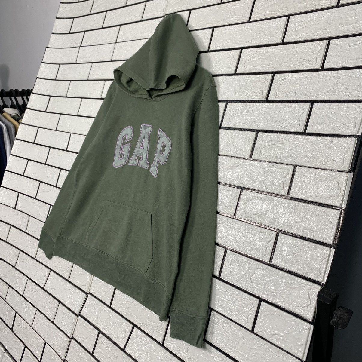 Japanese Brand Vintage Hoodie Pull Over Gap Spell Out Big Logo Size US L / EU 52-54 / 3 - 3 Thumbnail