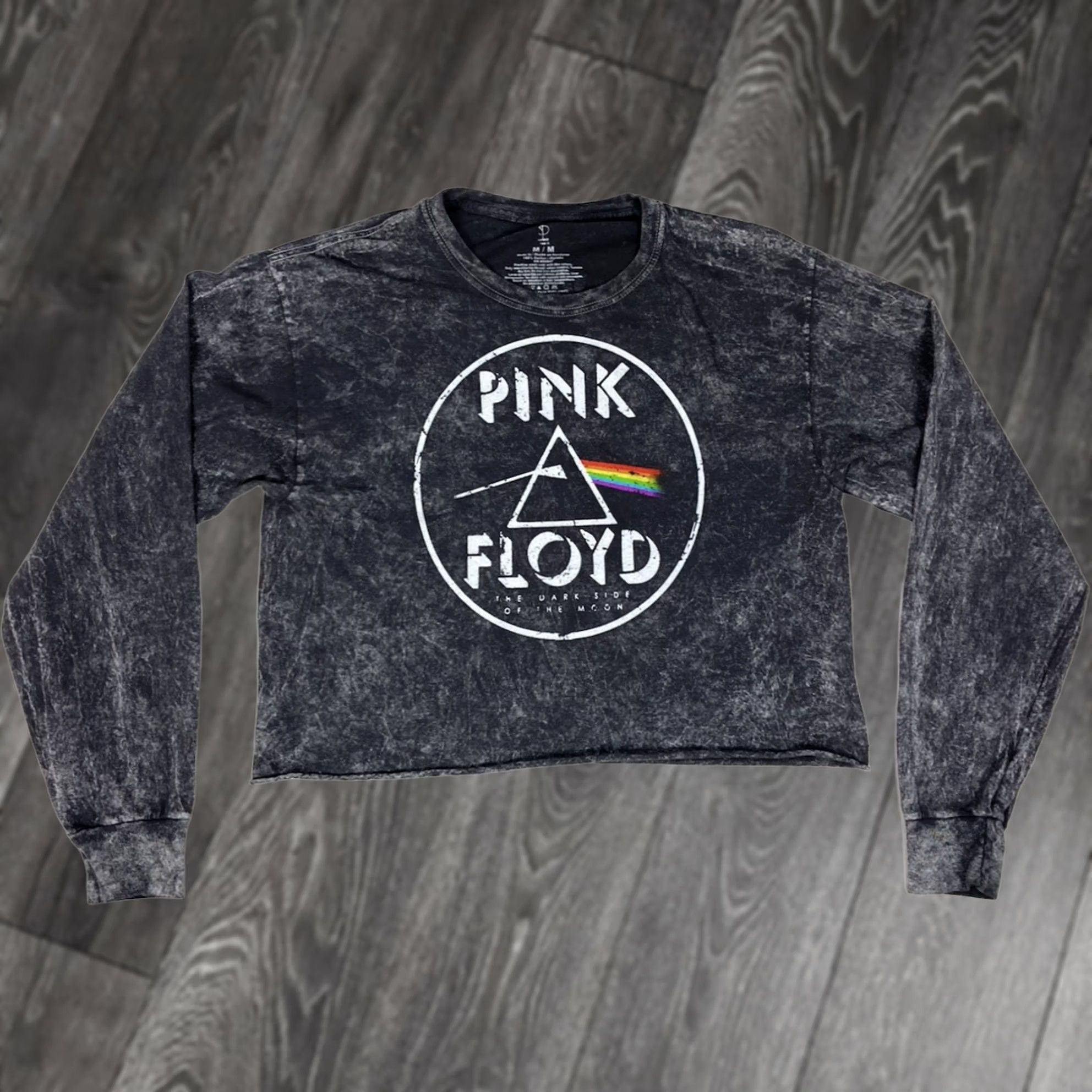 Vintage Pink Floyd 1973 Tour Crop Graphic T-shirt Women M Black Long Sleeve Music Shirt Size M / US 6-8 / IT 42-44 - 1 Thumbnail