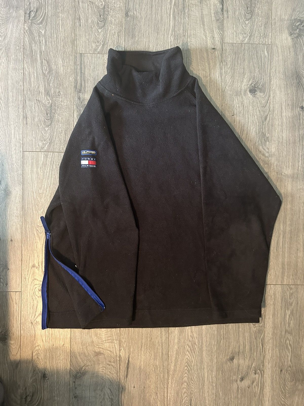 Tommy Hilfiger × Vintage Vintage Tommy Hilfiger Fleece Pullover Size US L / EU 52-54 / 3 - 1 Thumbnail