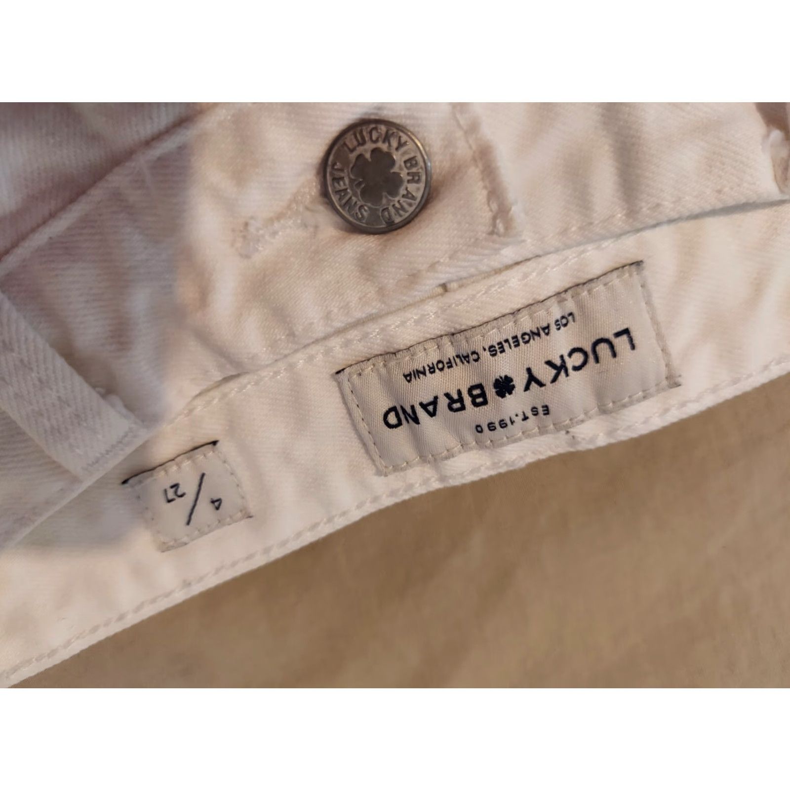 Lucky Brand Womens Lucky Brand Denim Shorts 4 Regular White Stretch Cut-Off Denim 4 Womens Jeans Shorts Stretch White Lucky Brand Size 27" / US 4 / IT 40 - 3 Thumbnail